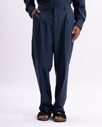 Easy Iron Holiday Relaxed Trouser In Navy