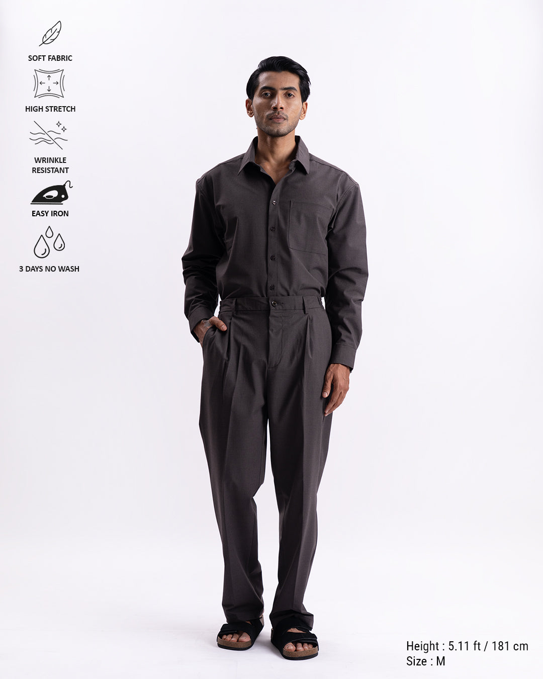 Easy Iron All Season Relaxed Trouser In Brown