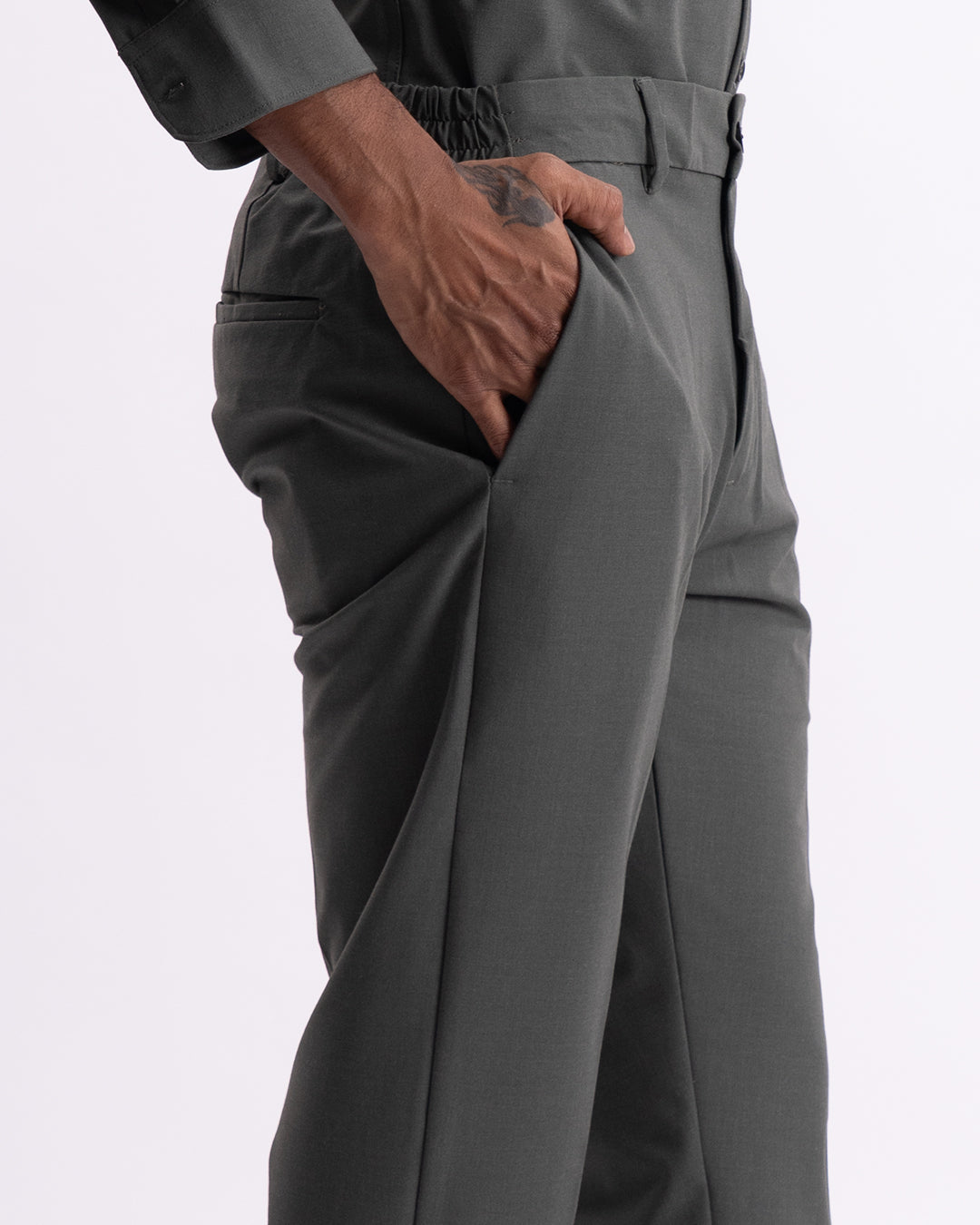 Easy Iron Holiday Tailored Trousers In Olive