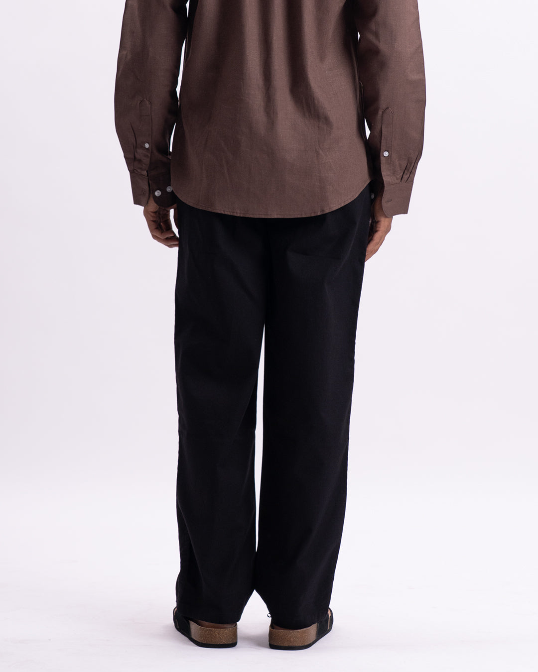 Holiday Featherlite Relaxed Pants In Black