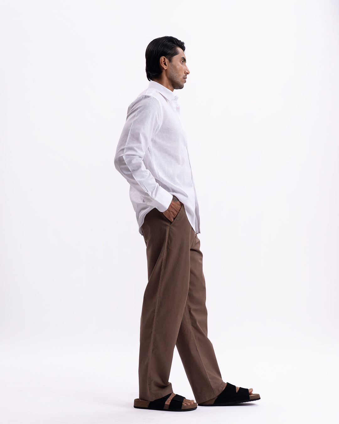 Holiday Featherlite Relaxed Pants In Brown