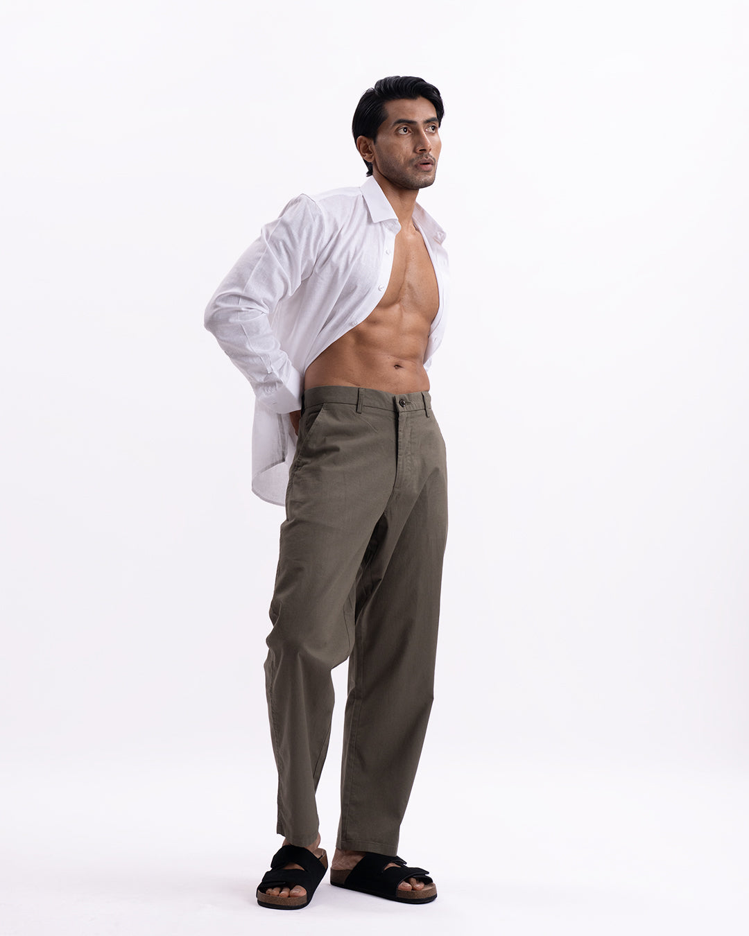 Holiday Featherlite Relaxed Pants In Olive