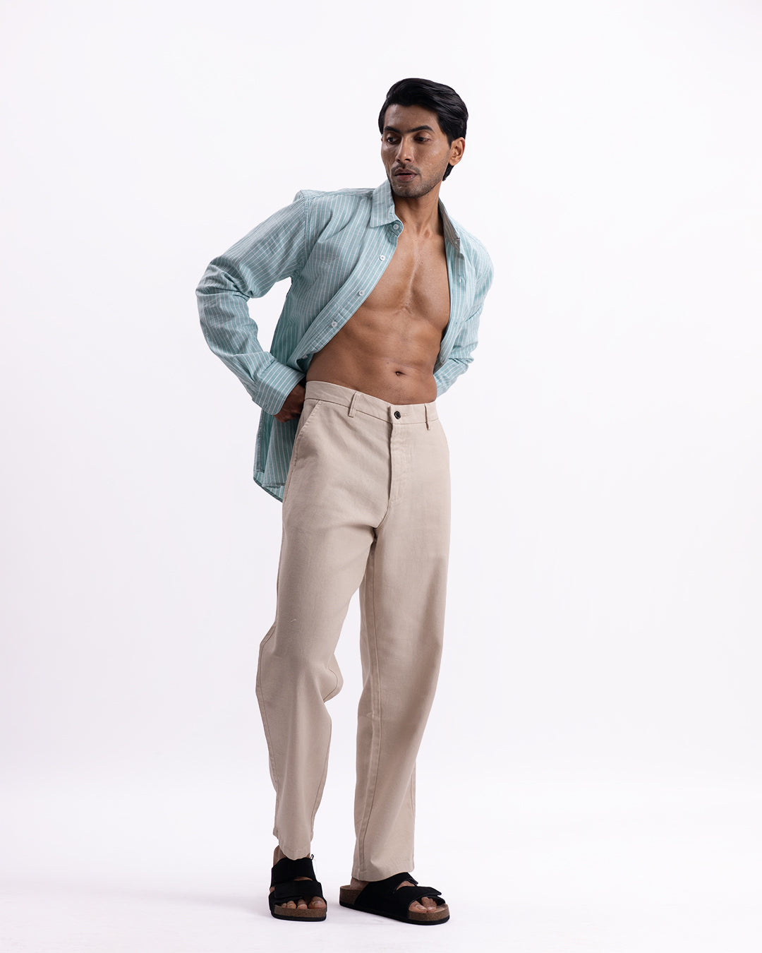 Holiday Airweave Relaxed Pants In Beige