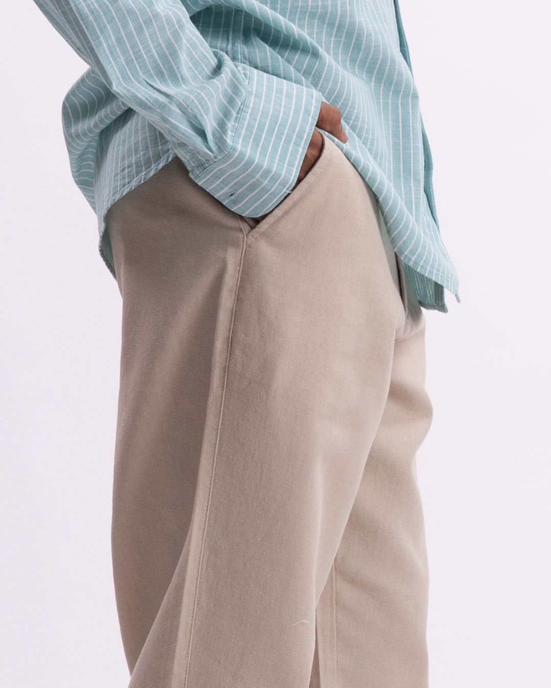 Holiday Airweave Relaxed Pants In Beige