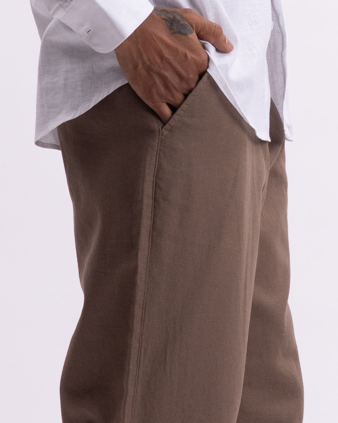 Holiday Airweave Relaxed Pants In Brown