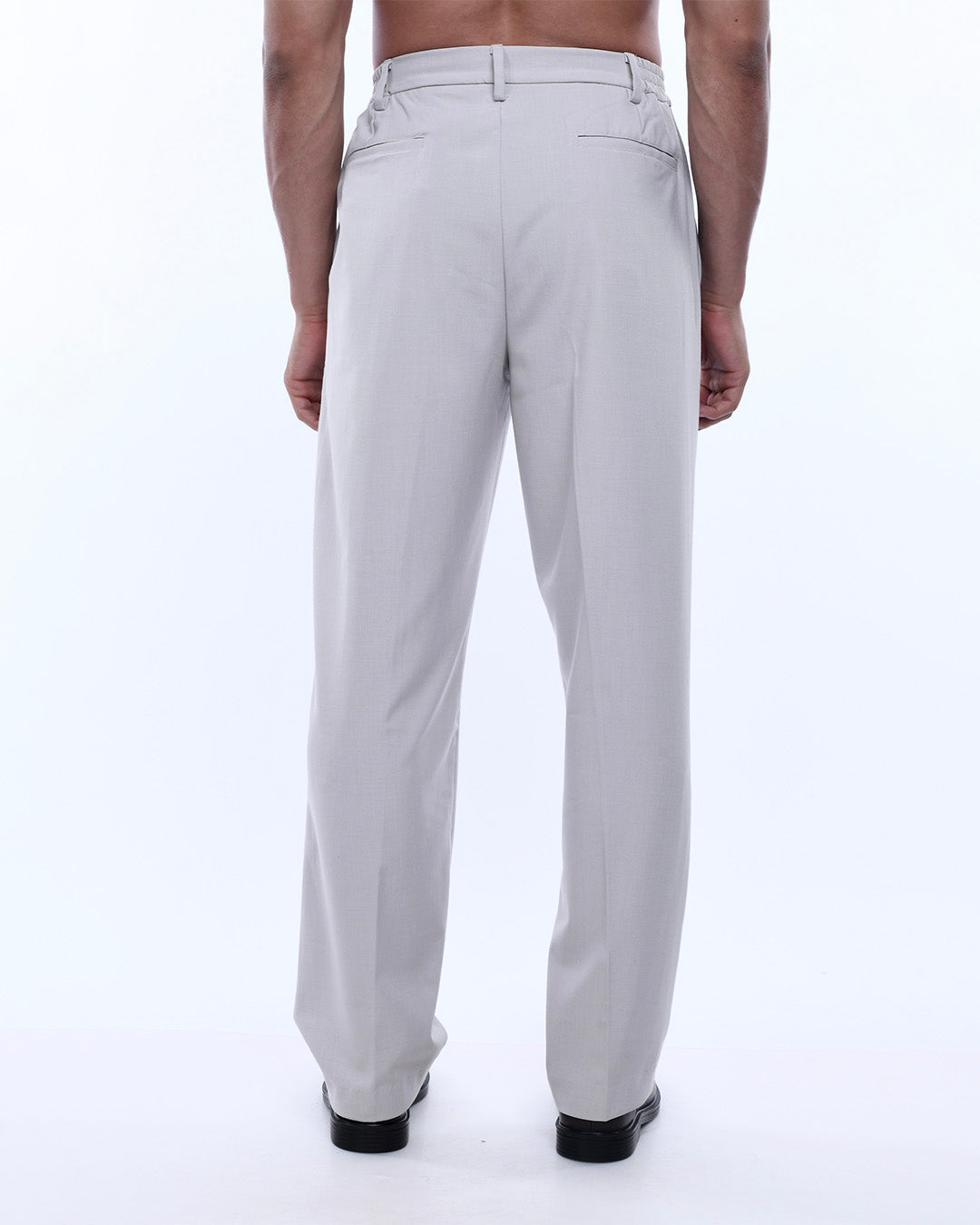 Soft Iron Flexi Relaxed Trouser In Cream
