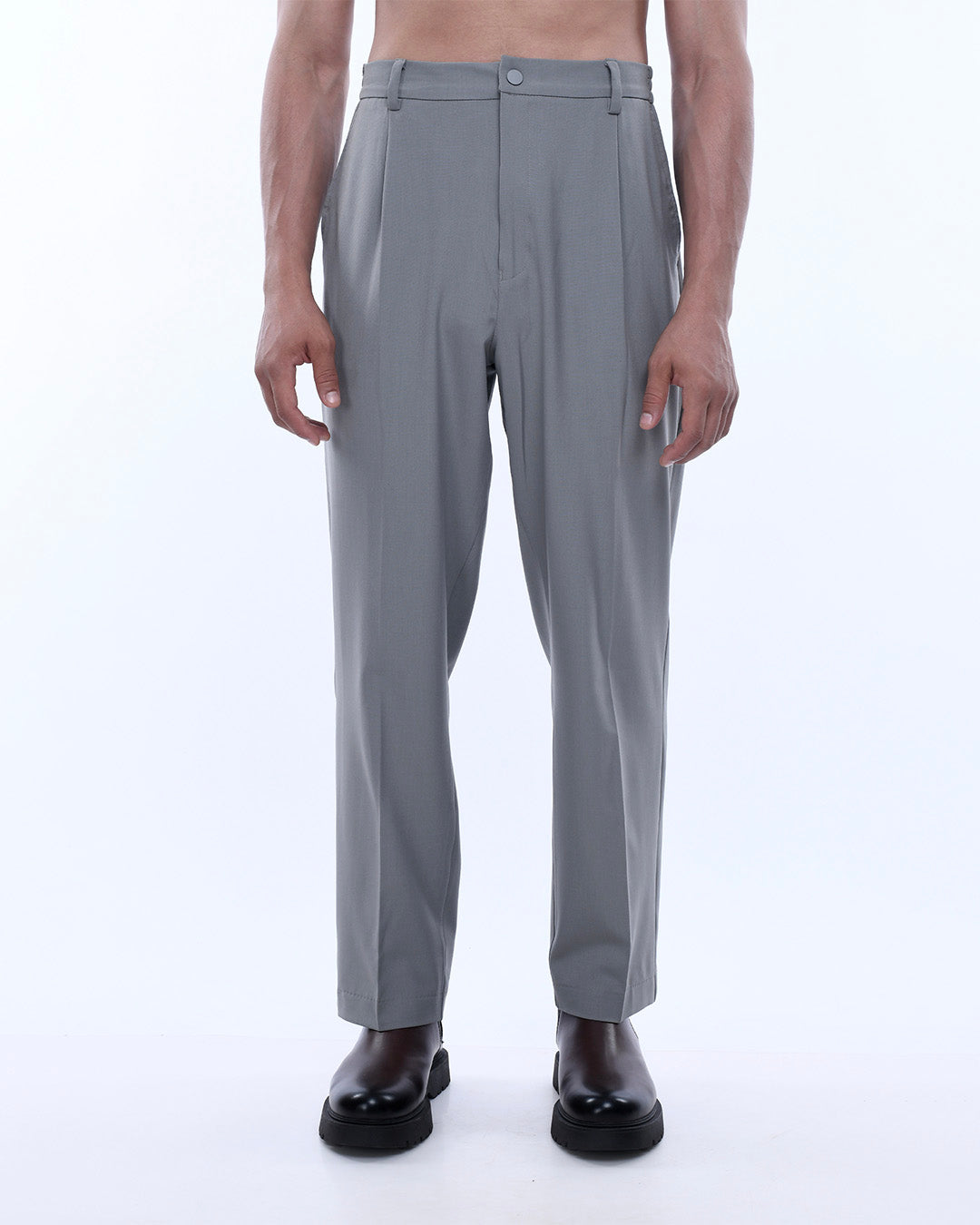 Soft Iron Flexi Relaxed Trouser In Light Grey
