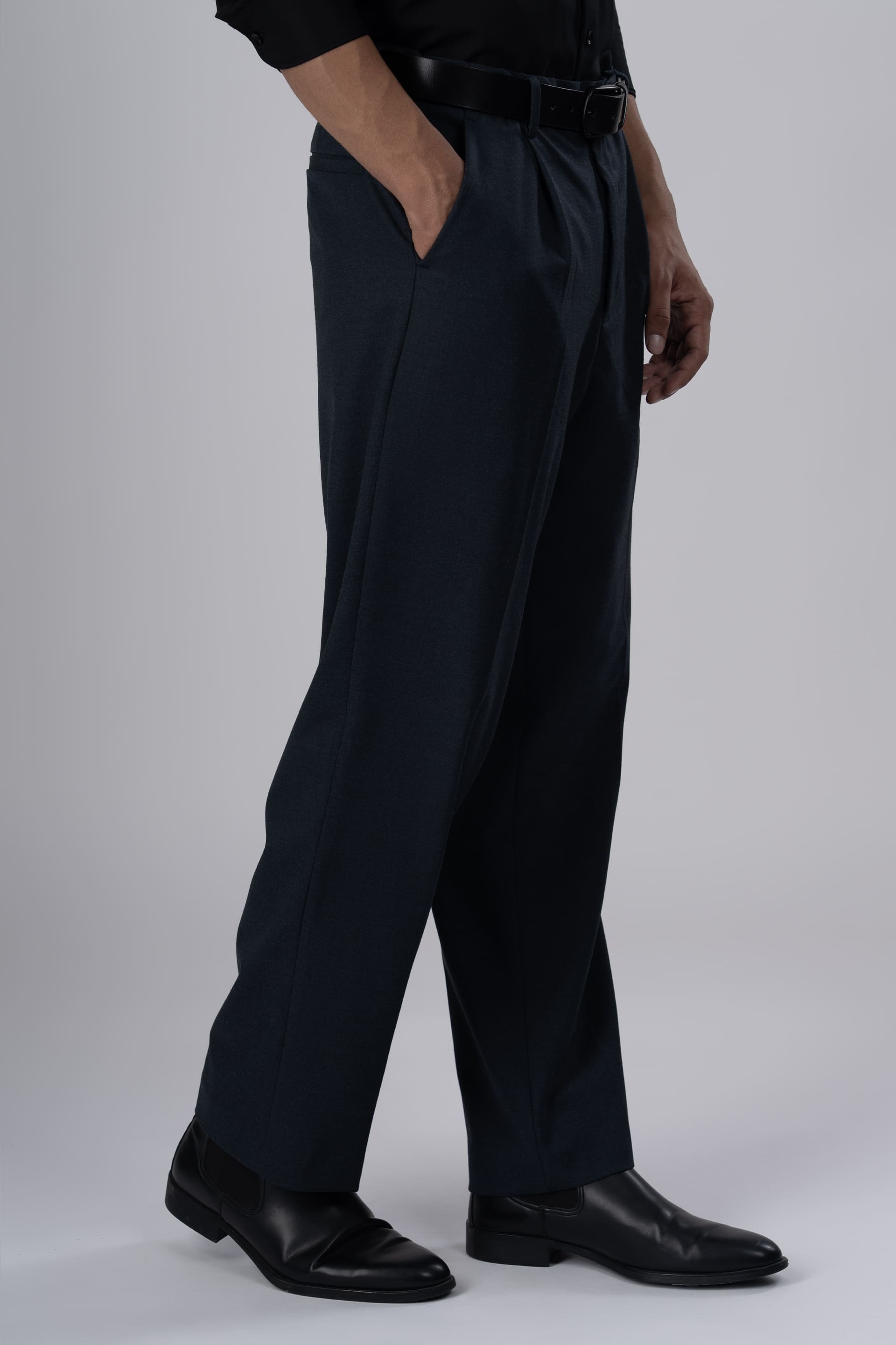 Classic Easy Iron Relaxed Trousers In Navy