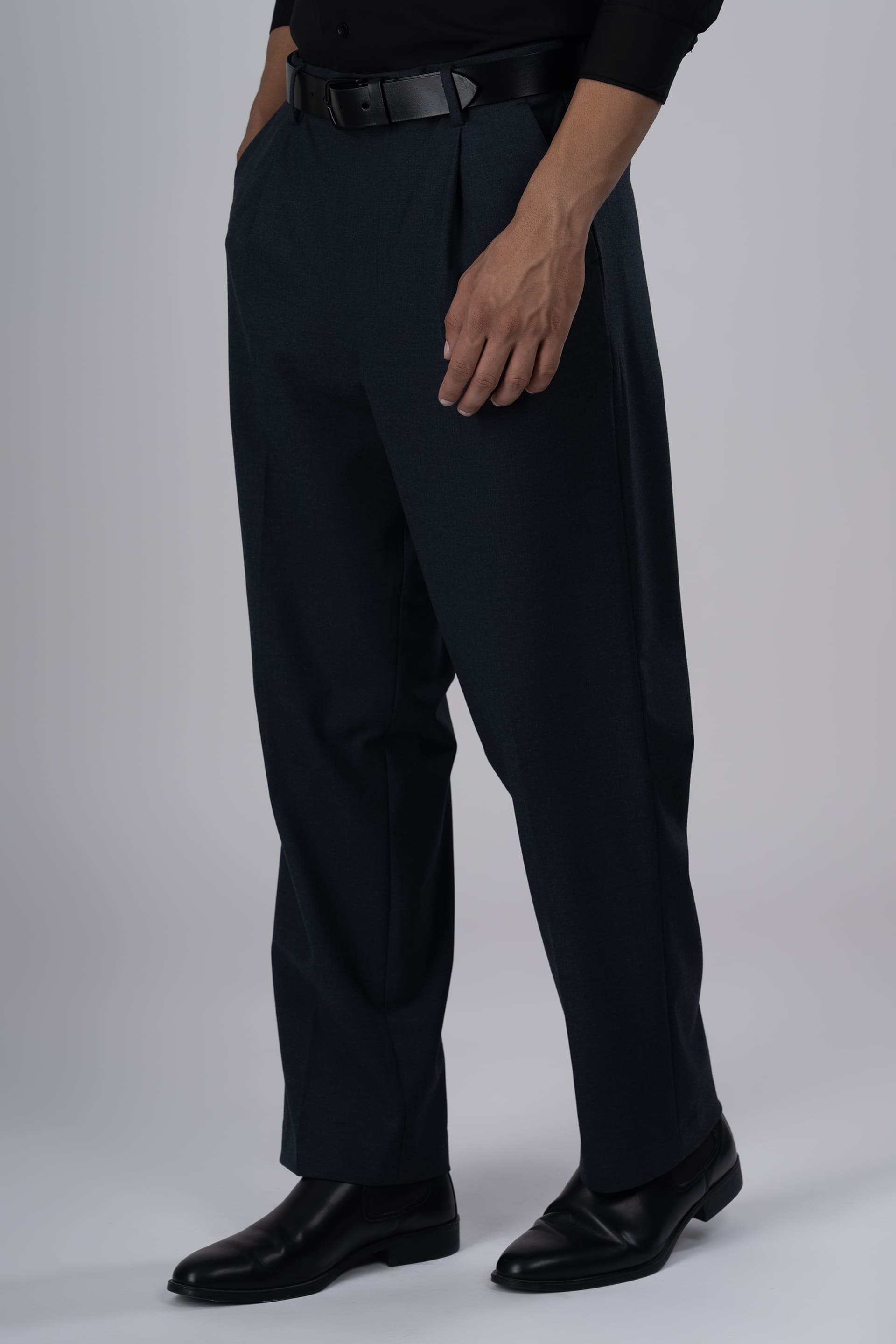 Classic Easy Iron Relaxed Trousers In Navy