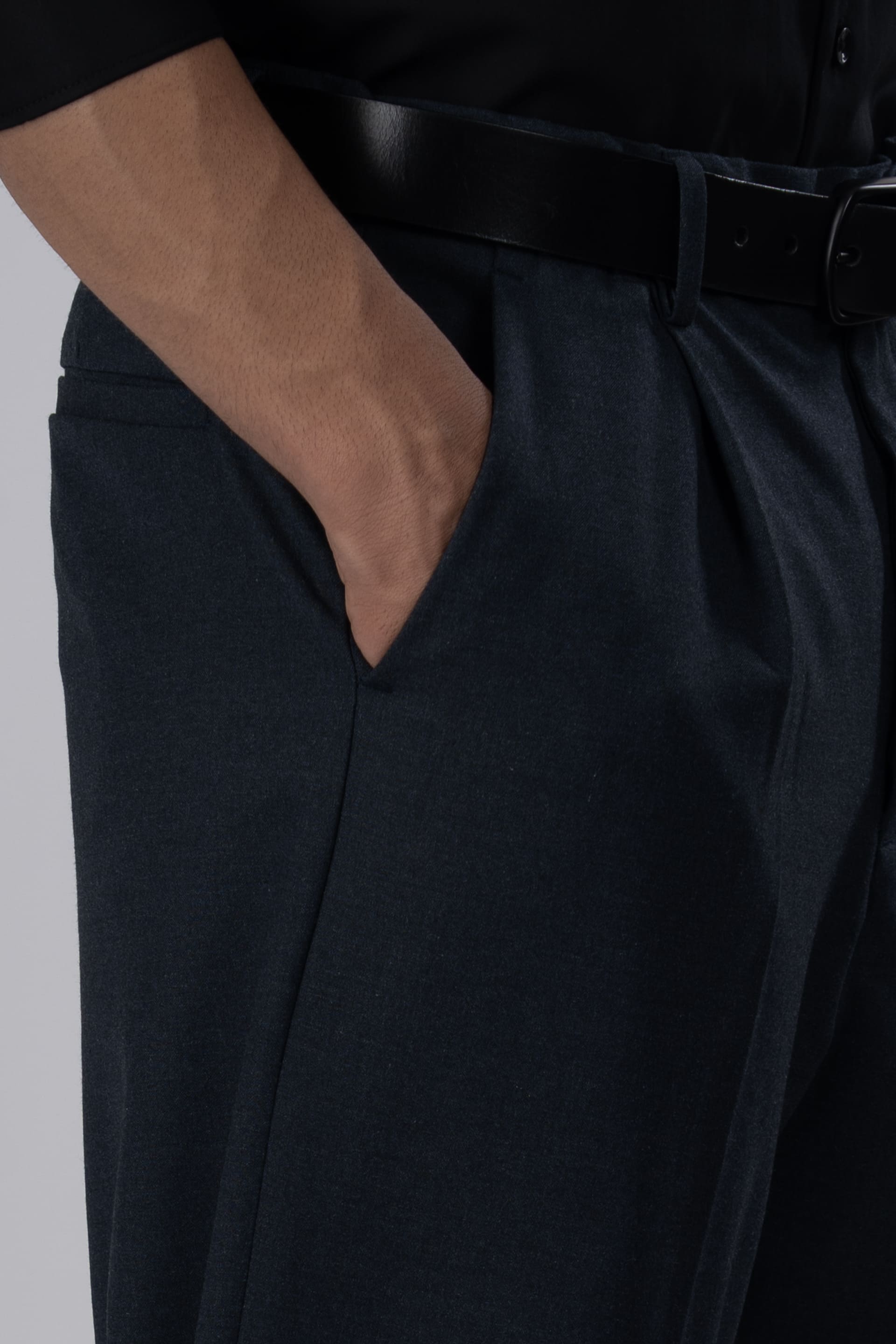 Classic Easy Iron Relaxed Trousers In Navy