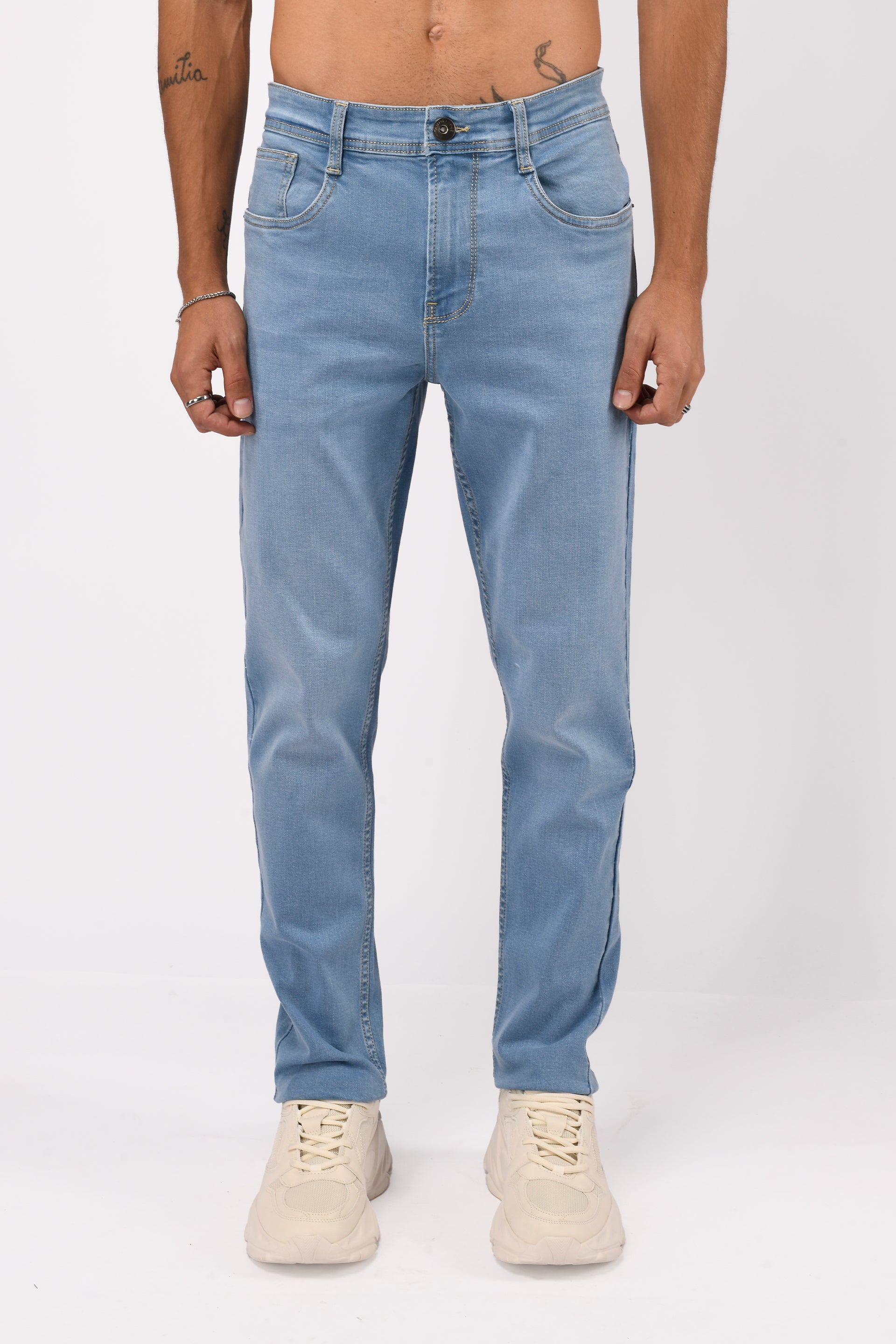 Classic Edge Tailored Denim Jeans in Light Blue – Comfortable Slim Tailored Fit for Men