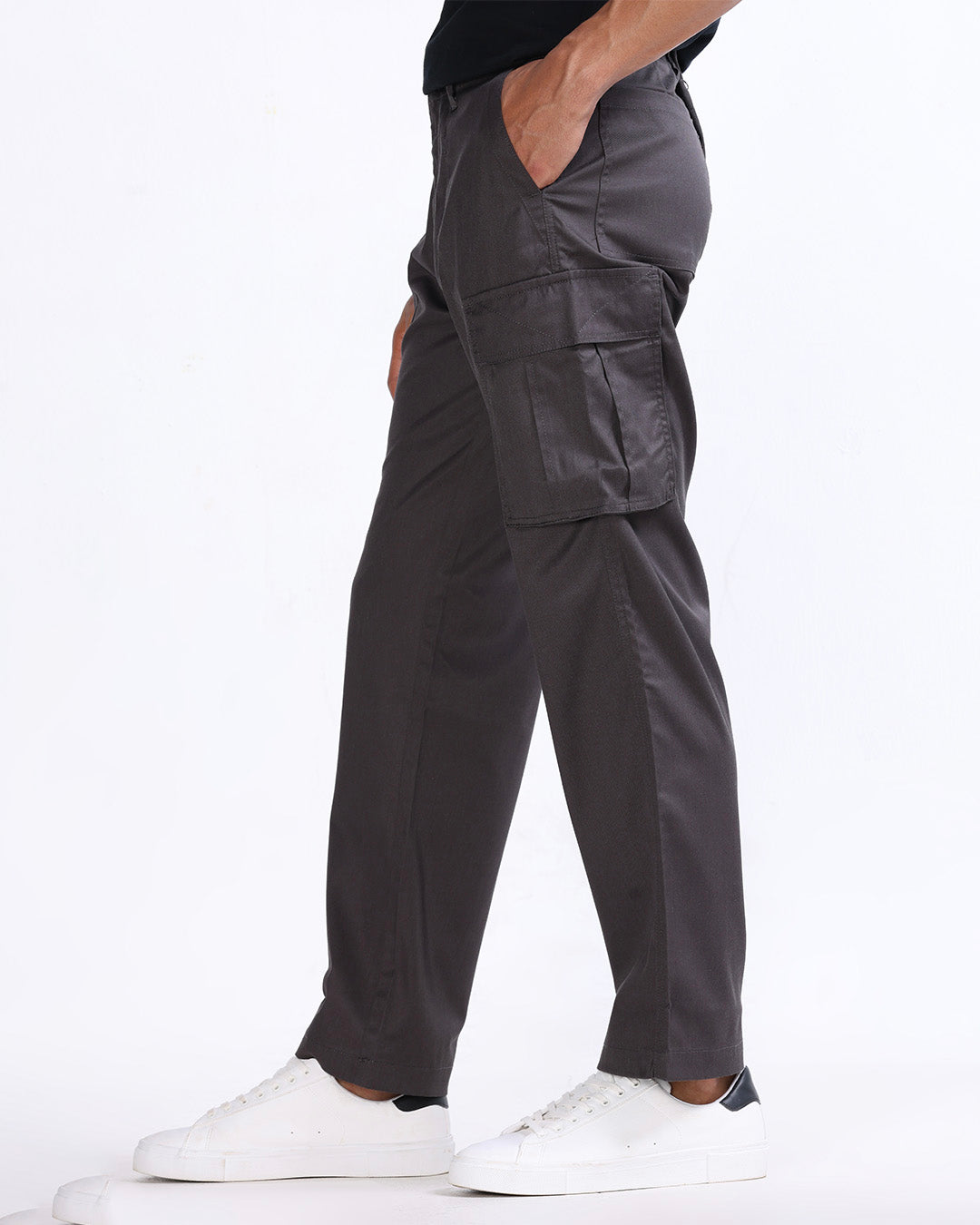 Mason Relaxed Cargo Pants In Brown