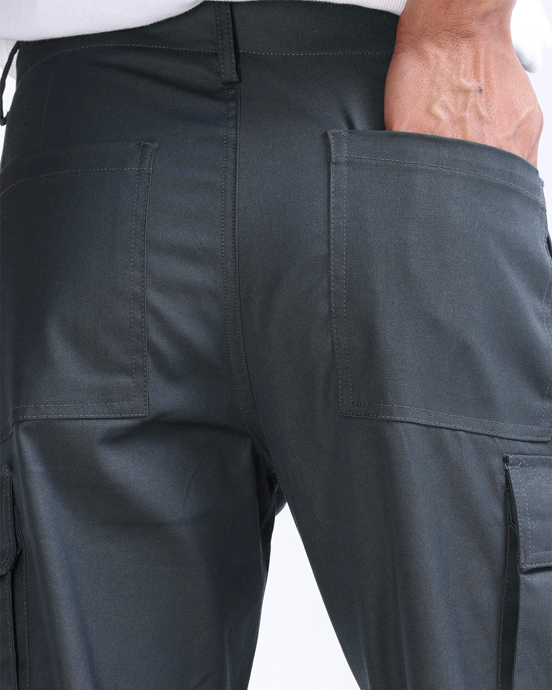 Mason Relaxed Cargo Pants In Olive