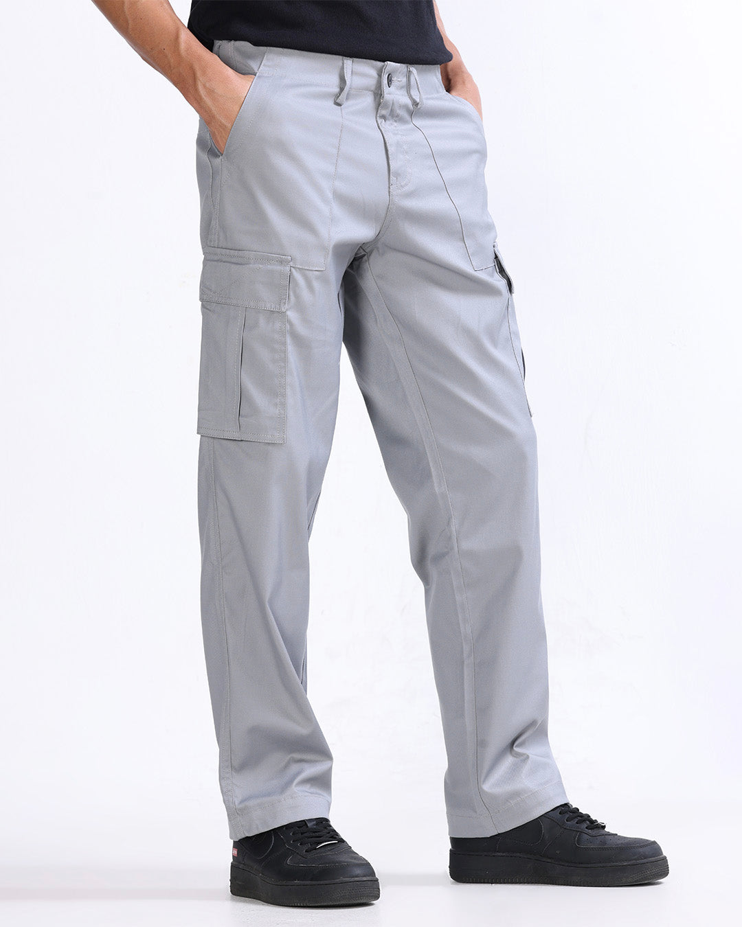 Mason Relaxed Cargo Pants In Light Grey