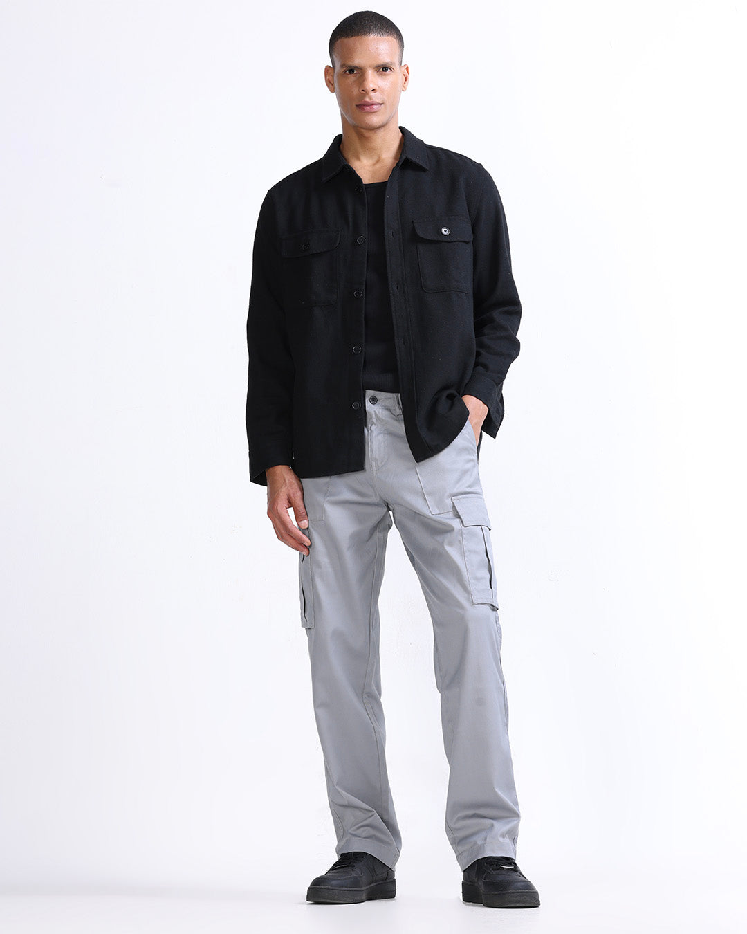 Mason Relaxed Cargo Pants In Light Grey