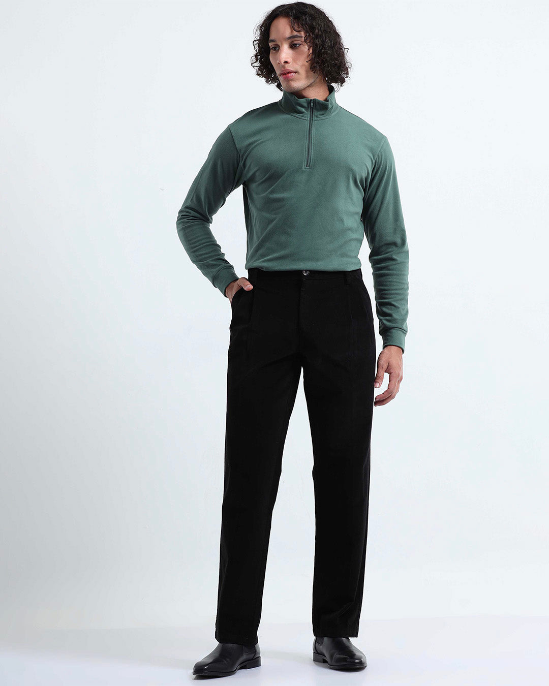Relaxed Pleated Corduroy Pants In Black