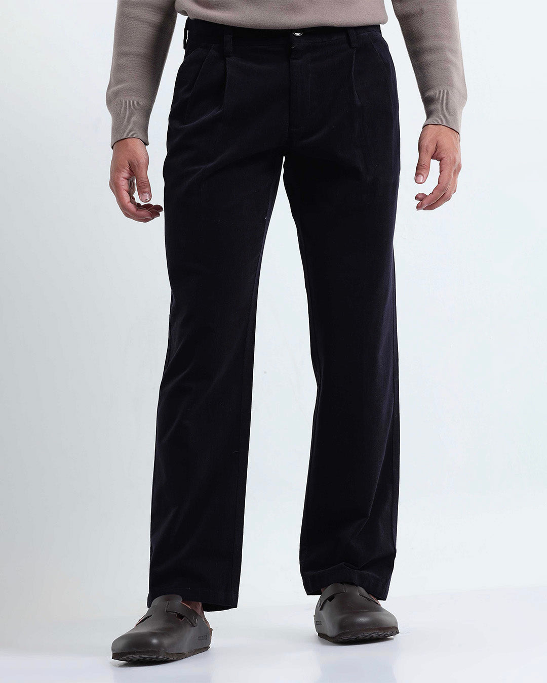 Relaxed Pleated Corduroy Pants In Navy