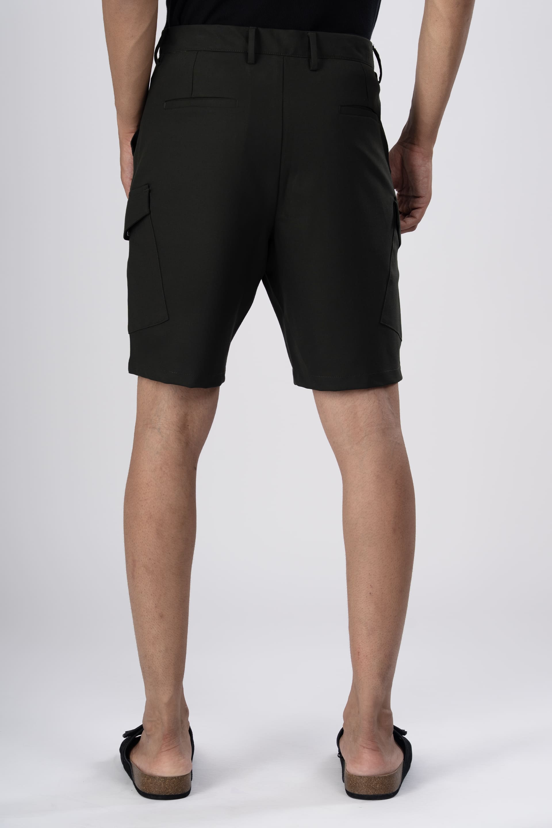 Easy Iron Cargo Shorts In Olive