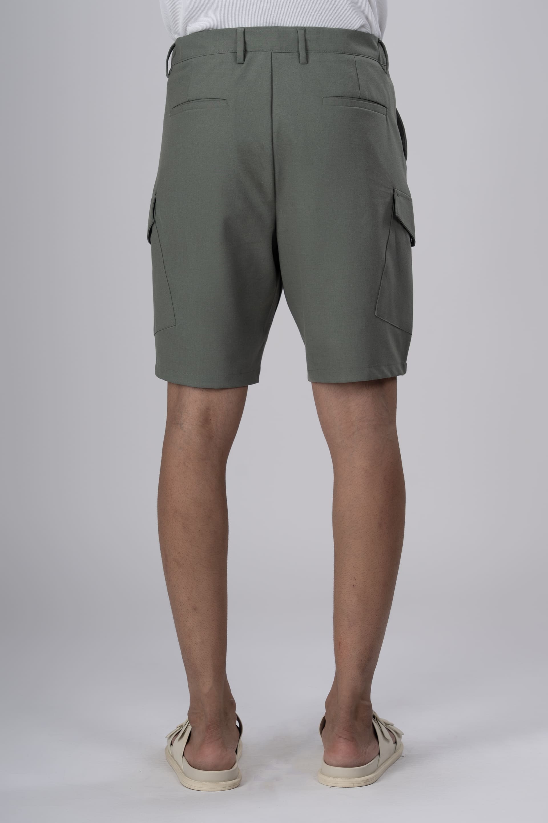 Easy Iron Cargo Shorts In Pistachio