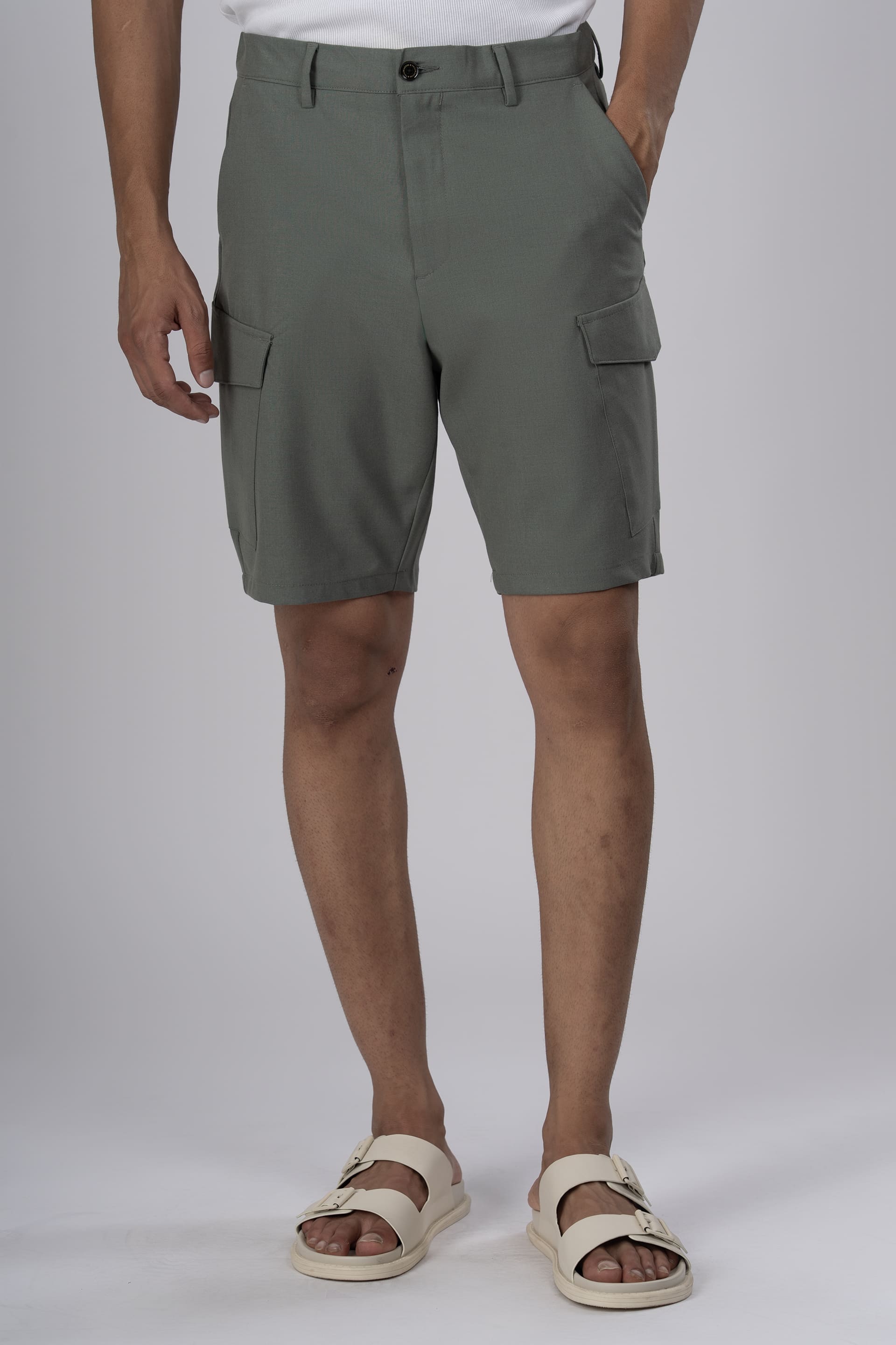Men’s Easy Iron Cargo Shorts in Pistachio – wrinkle-resistant, easy to iron, versatile everyday comfort wear | Tailoraedge