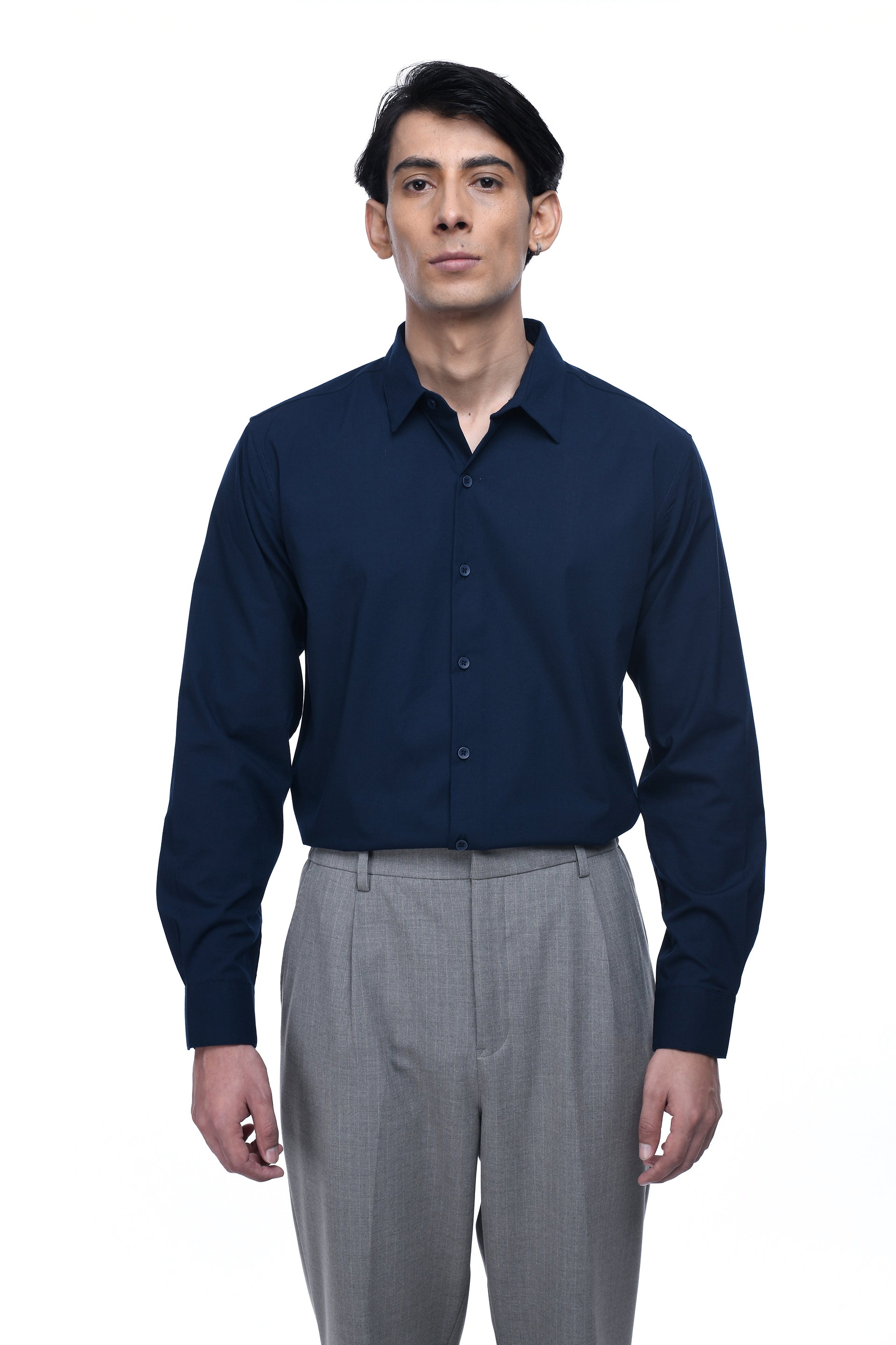 Men's Easy Iron Office Stretch Shirt in Blue – wrinkle-resistant, tailored fit, breathable stretch fabric | Tailoraedge