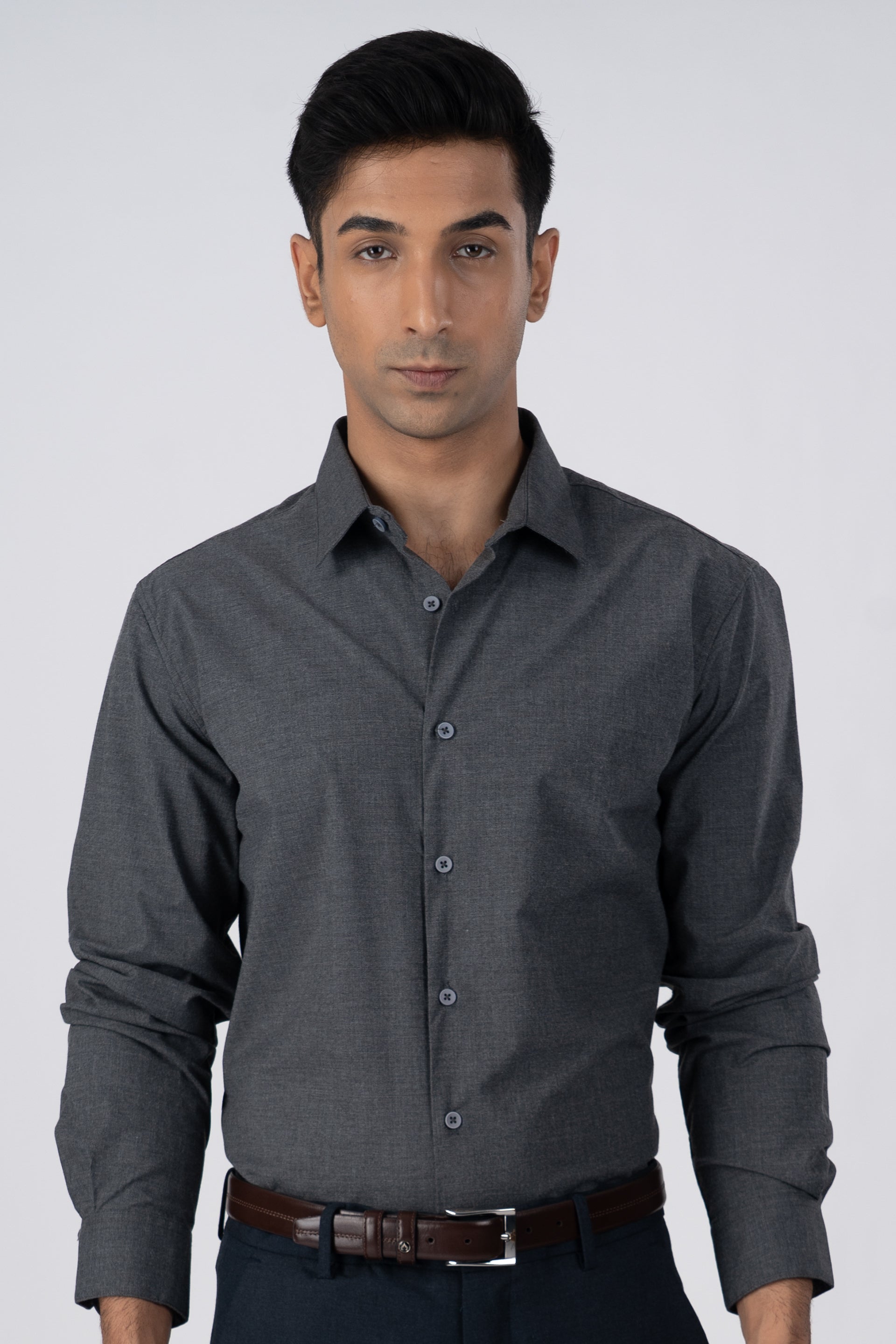 Men's Easy Iron Office Stretch Shirt in Grey – wrinkle-resistant, tailored fit, breathable stretch fabric | Tailoraedge