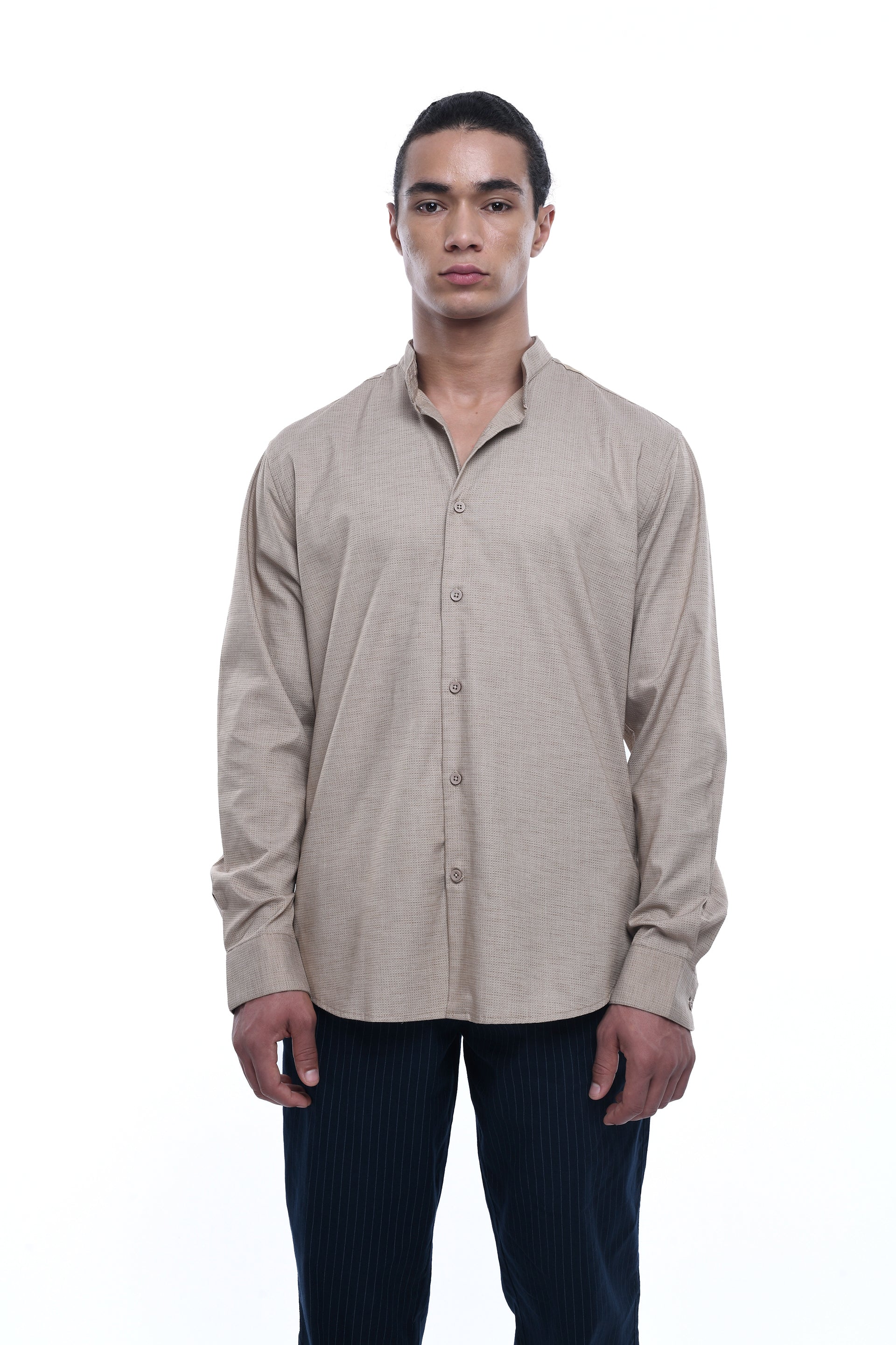 Men's Easy Iron Textured Mandarin Shirt in Beige – wrinkle-resistant, tailored fit, breathable stretch fabric | Tailoraedge