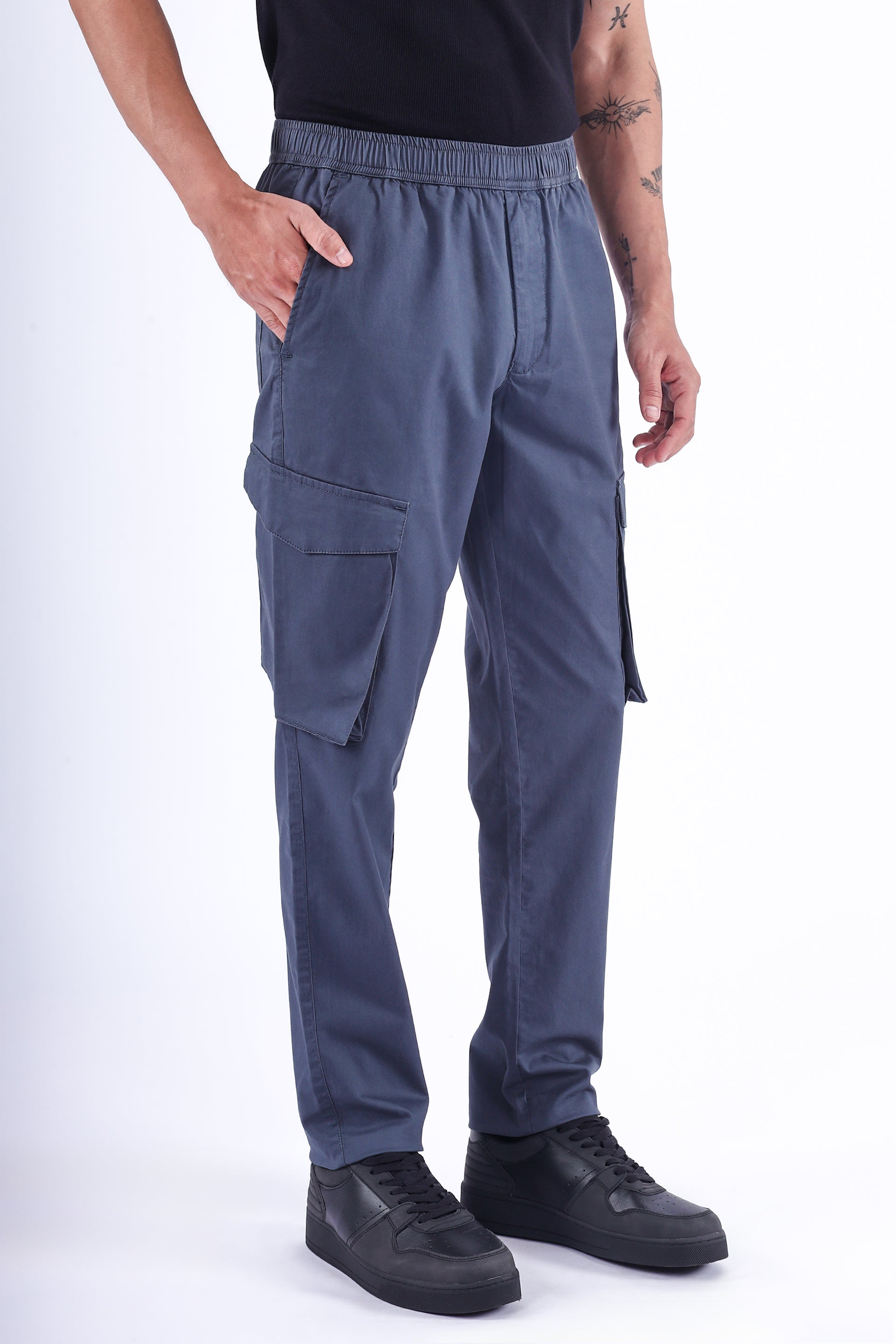 Men’s Feather Light Tailored Cargo Pants in Grey – breathable, tailored fit, all-day wear essentials | Tailoraedge