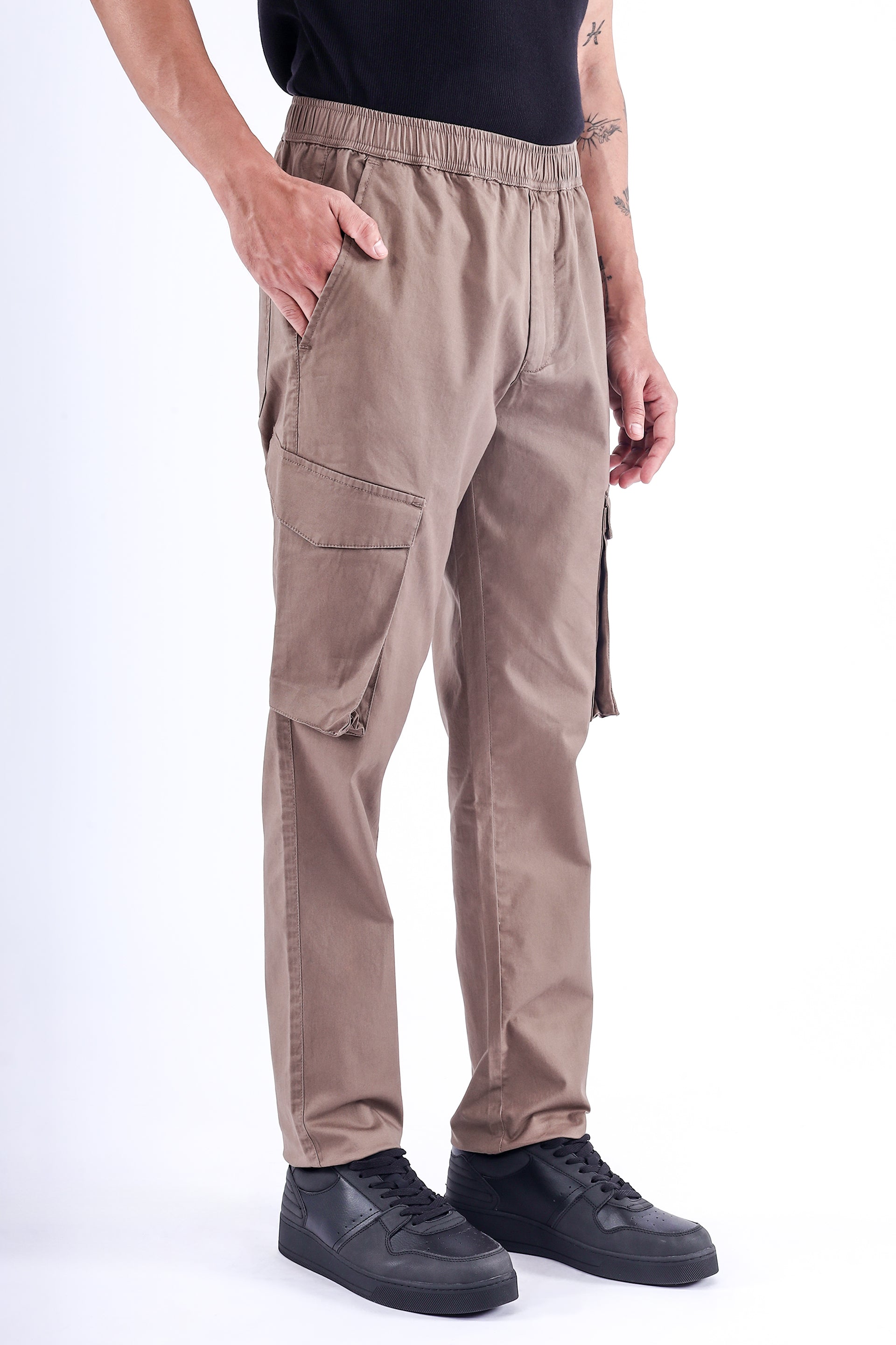 Men’s Feather Light Tailored Cargo Pants in Khakhi – feather-light, modern tailored cargos for daily wear | Tailoraedge