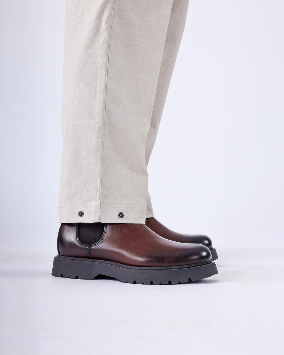 TAILORAEDGE Air Relaxed Cargo Pant In Cream