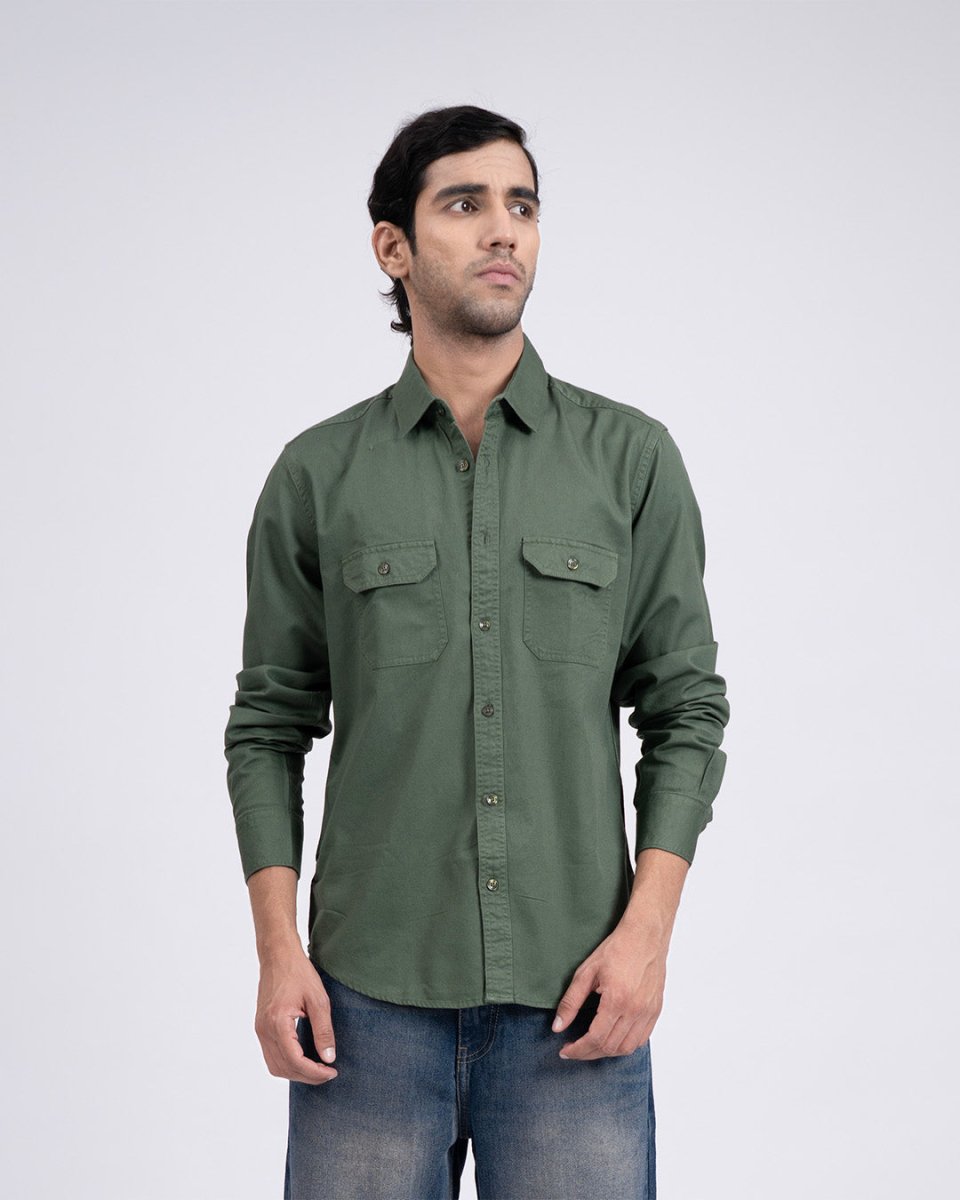 TAILORAEDGE Classic Cotton Cargo Shirt In Green
