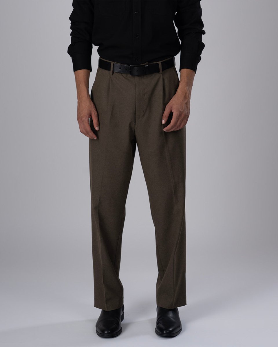 TAILORAEDGE Classic Easy Iron Relaxed Trousers In Fur Brown