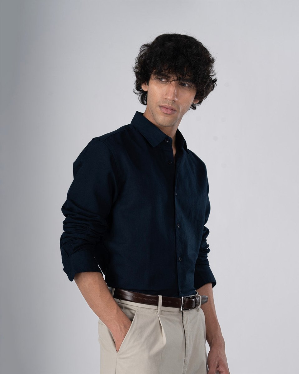 TAILORAEDGE Classic Fused Linen Shirt In Navy Blue