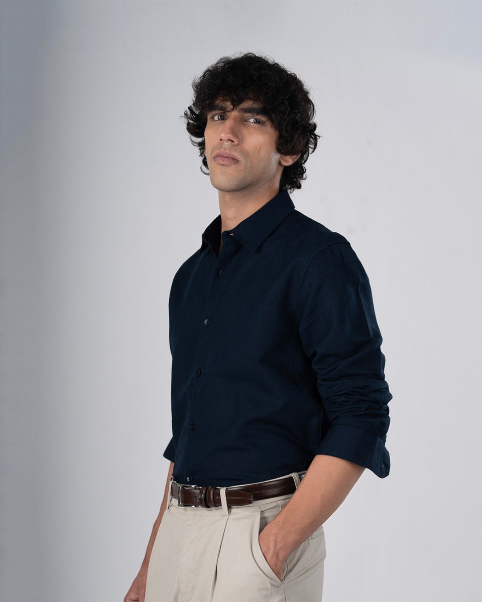 TAILORAEDGE Classic Fused Linen Shirt In Navy Blue