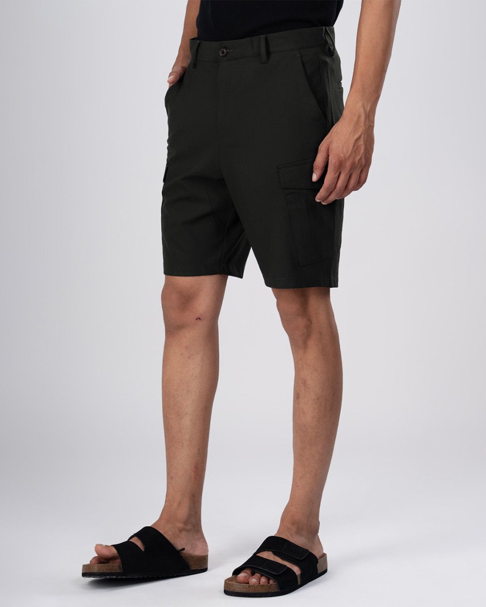 TAILORAEDGE Easy Iron Cargo Shorts In Olive