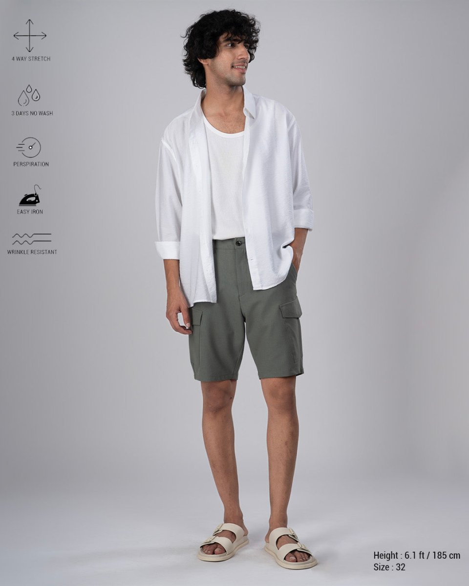 TAILORAEDGE Easy Iron Cargo Shorts In Pistachio