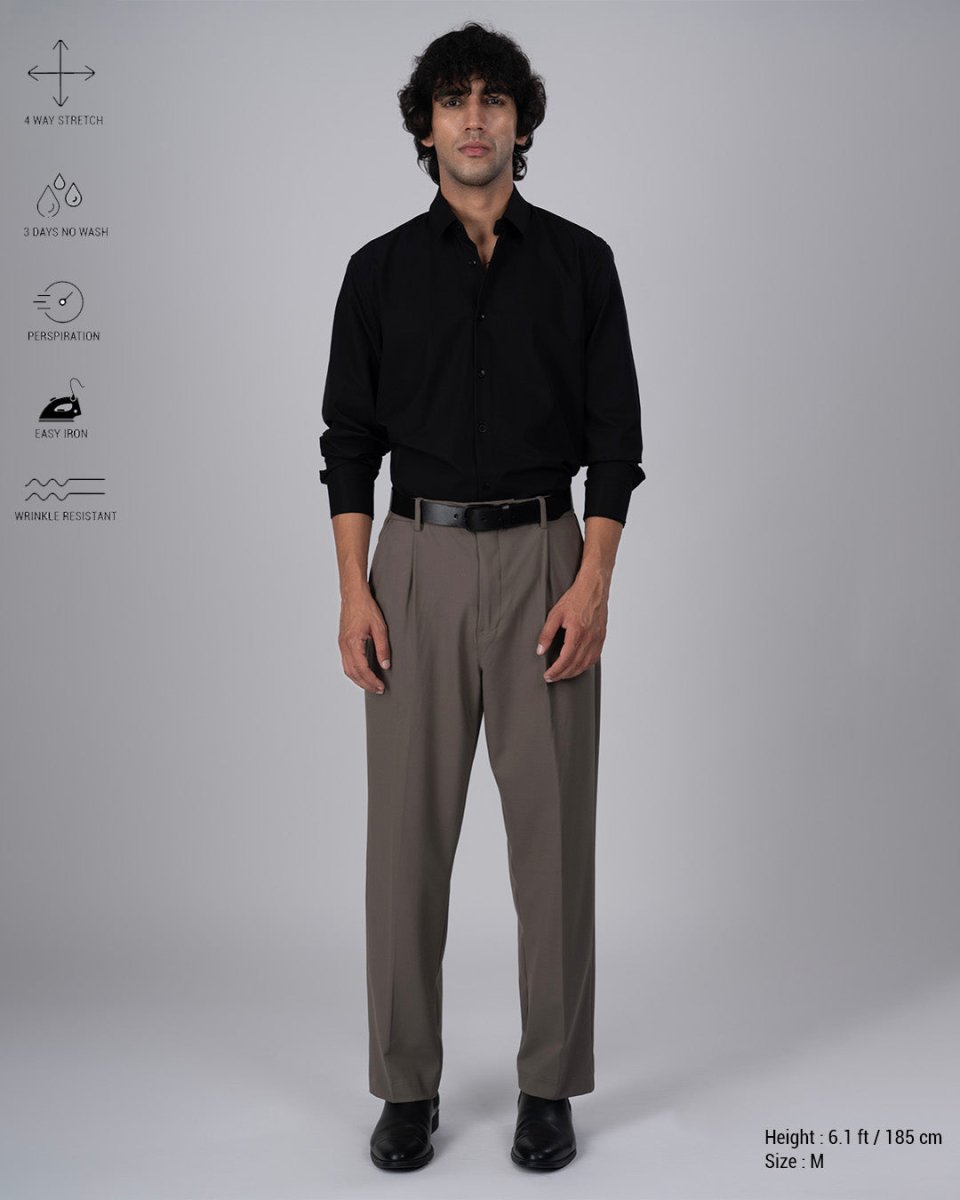 TAILORAEDGE Easy Iron Flexi Relaxed Trouser In Beige