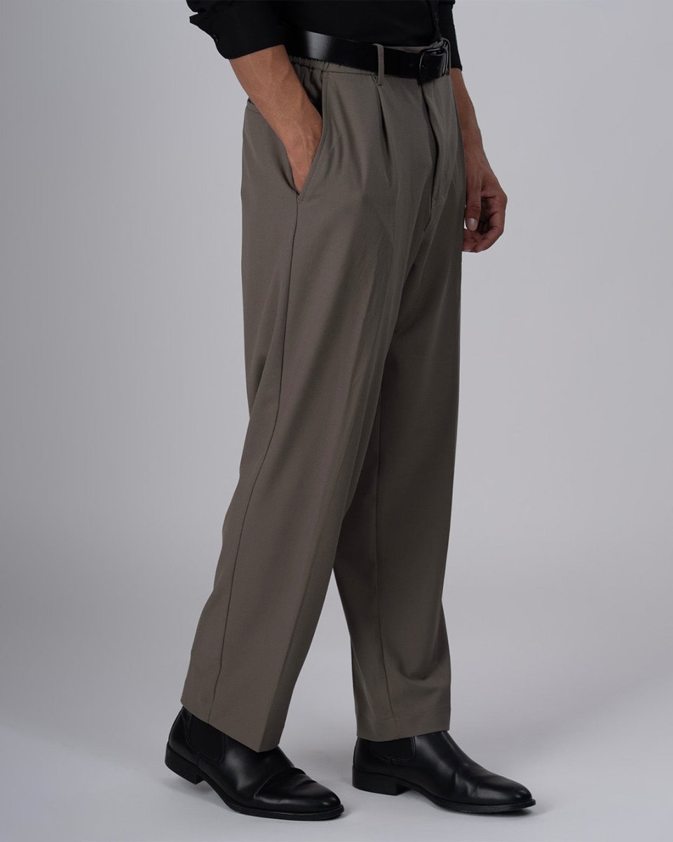 TAILORAEDGE Easy Iron Flexi Relaxed Trouser In Beige