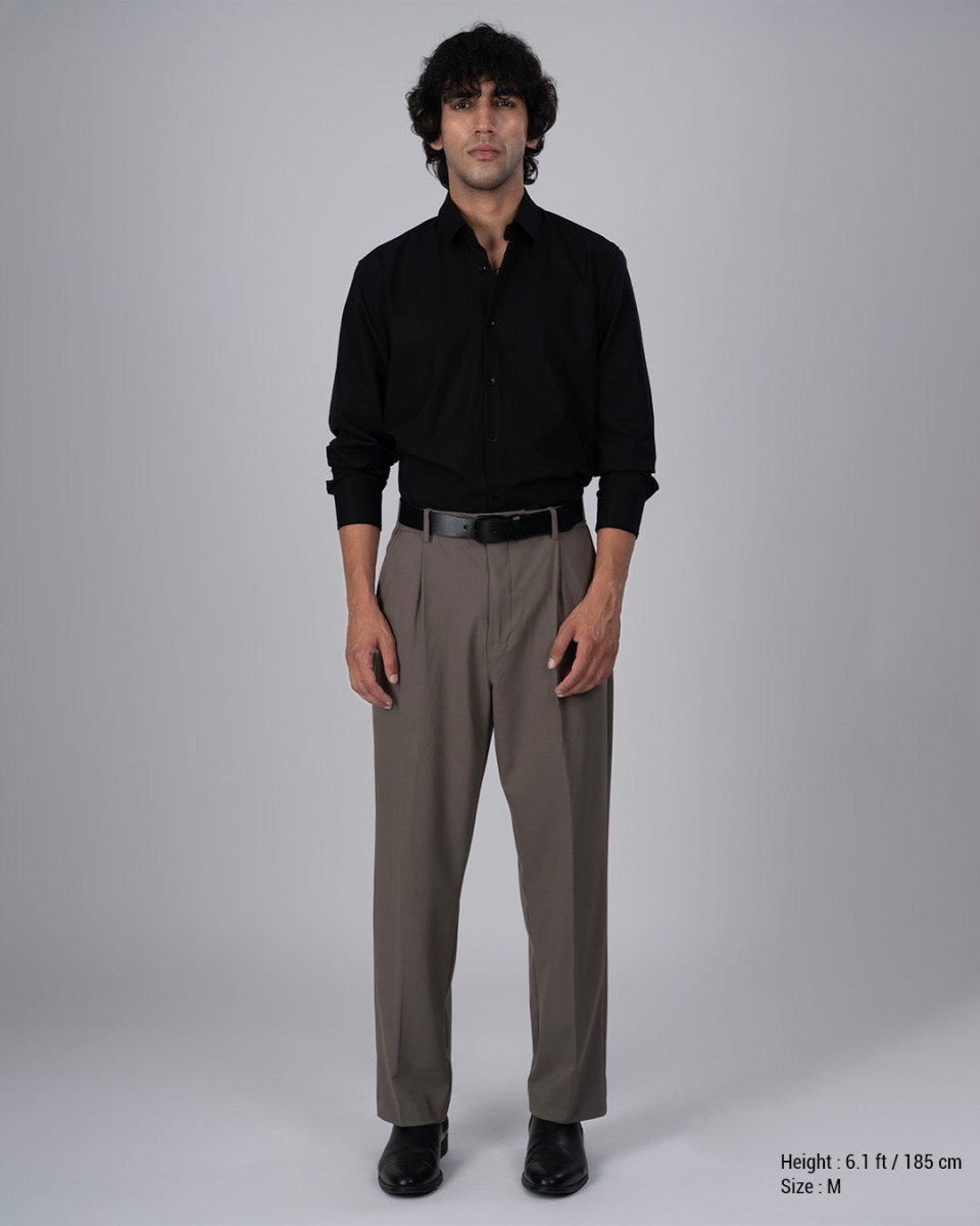 TAILORAEDGE Easy Iron Flexi Relaxed Trouser In Beige