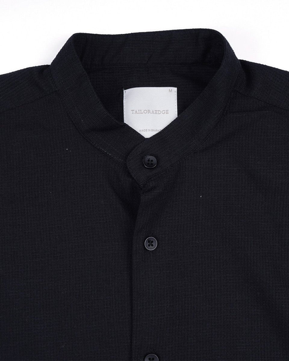 TAILORAEDGE Easy Iron Textured Mandarin Shirt In Black