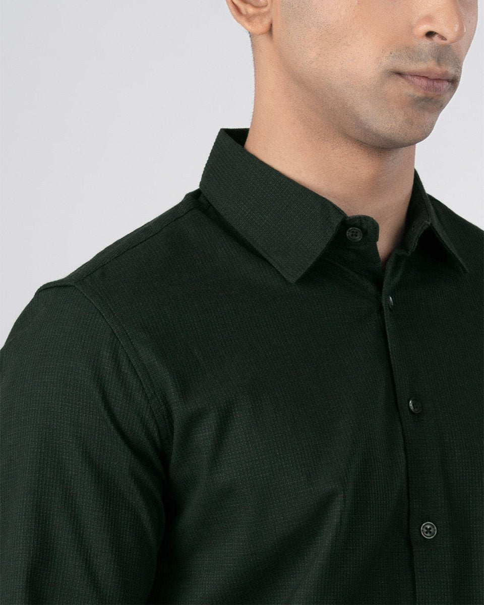 TAILORAEDGE Easy Iron Textured Shirt In Olive