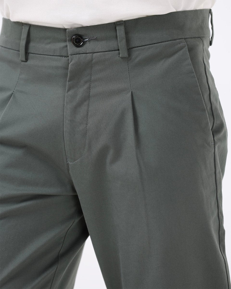 TAILORAEDGE Essential Pleated Fine Twill Pants In Olive