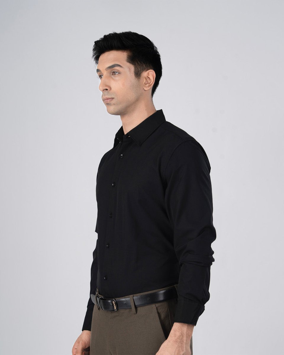 TAILORAEDGE Featherlite Wrinkle Resistant Shirt In Black