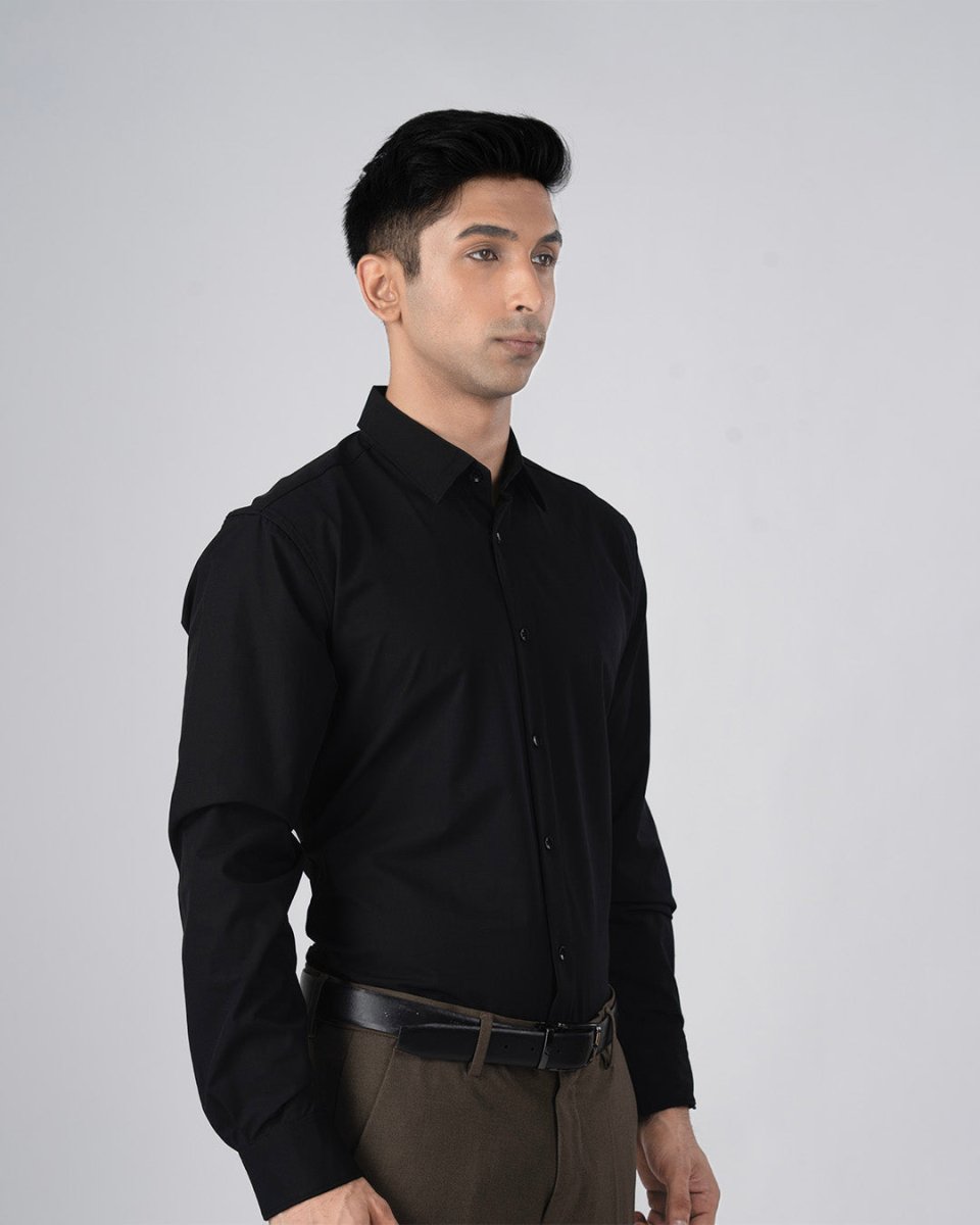 TAILORAEDGE Featherlite Wrinkle Resistant Shirt In Black