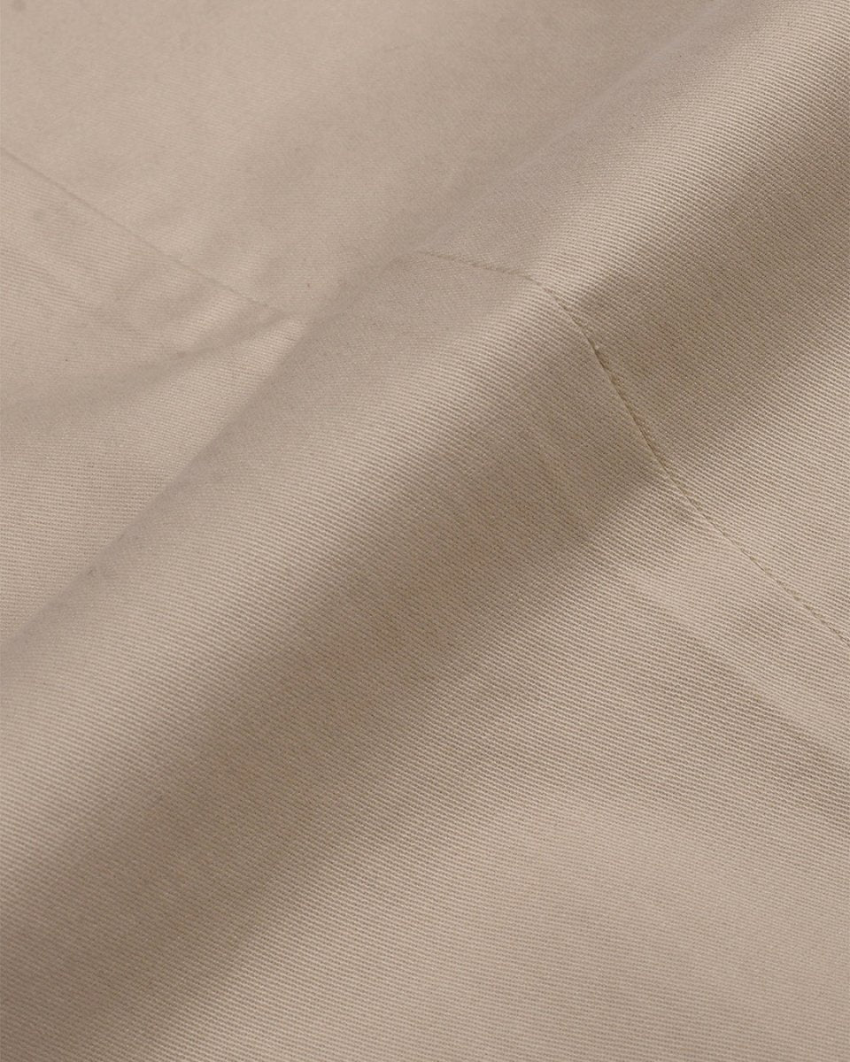 TAILORAEDGE Finest Twill Relaxed Cargo Pants In Cream