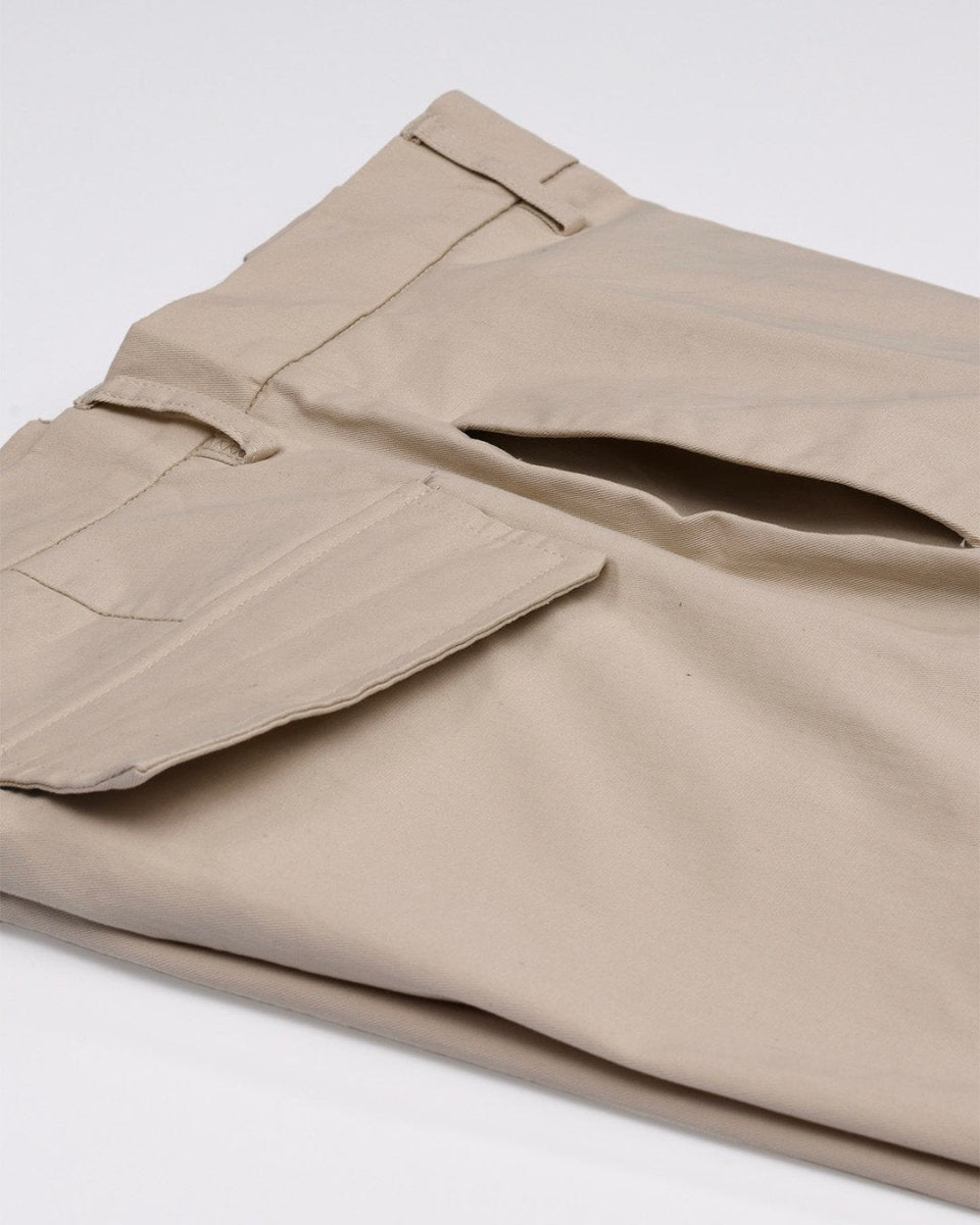 TAILORAEDGE Finest Twill Relaxed Cargo Pants In Cream