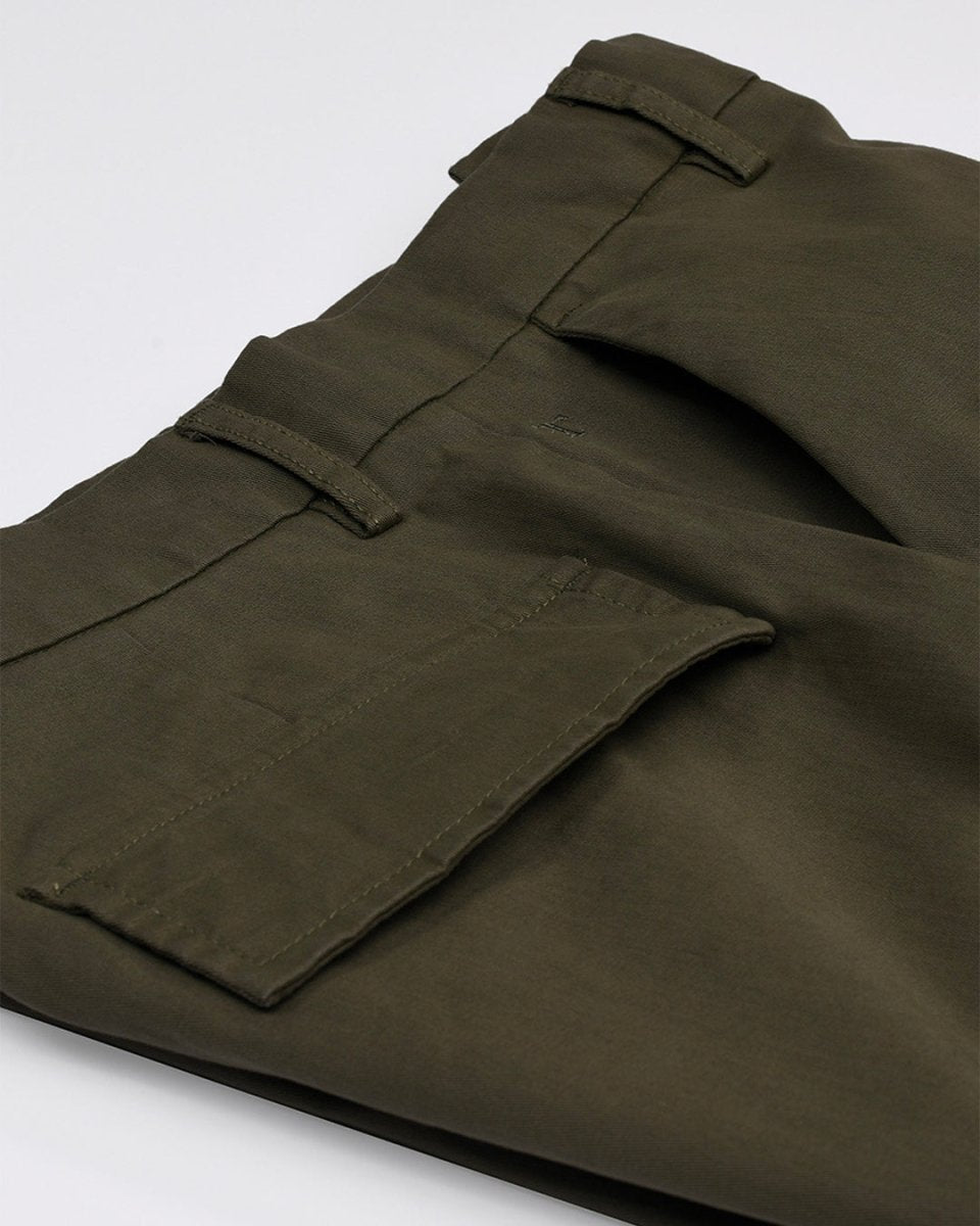 TAILORAEDGE Finest Twill Relaxed Cargo Pants In Olive