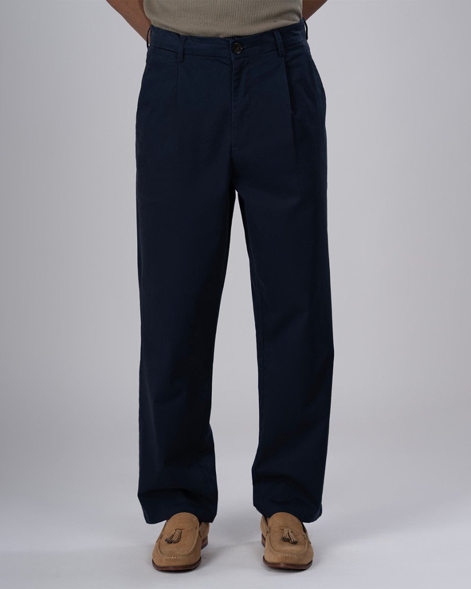 TAILORAEDGE Premium Signature Relaxed Chinos In Navy