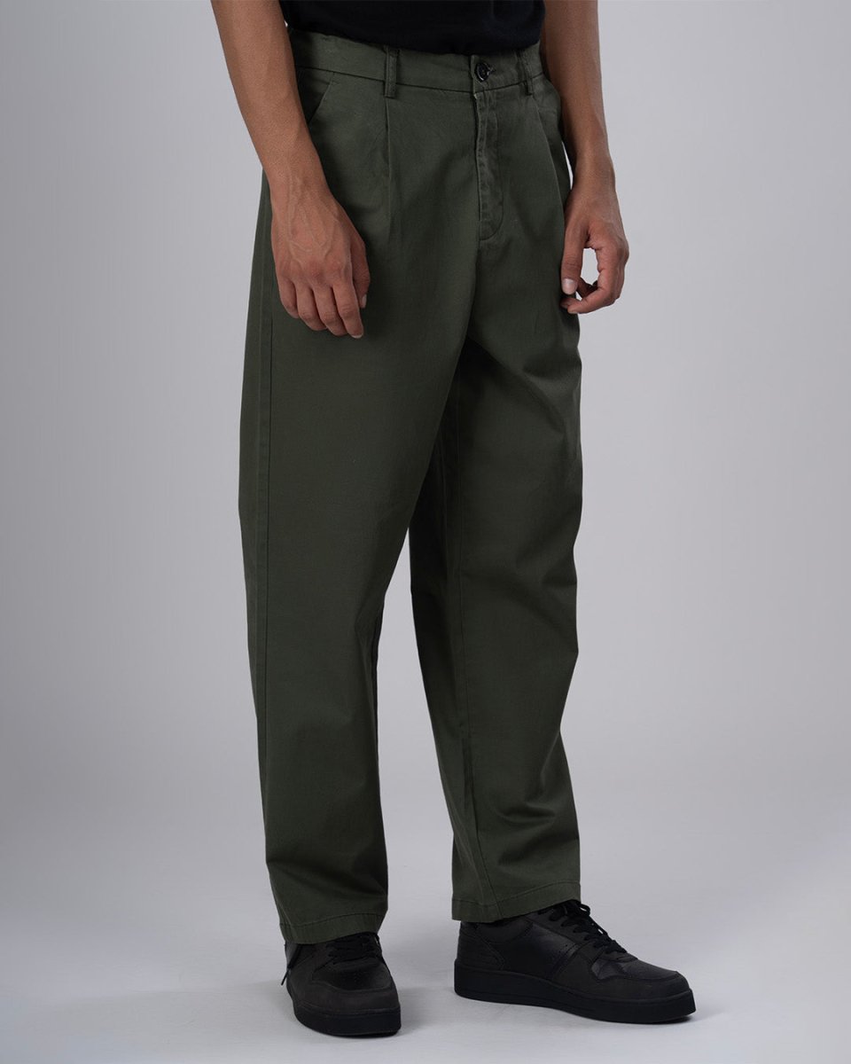 TAILORAEDGE Premium Signature Relaxed Chinos In Olive
