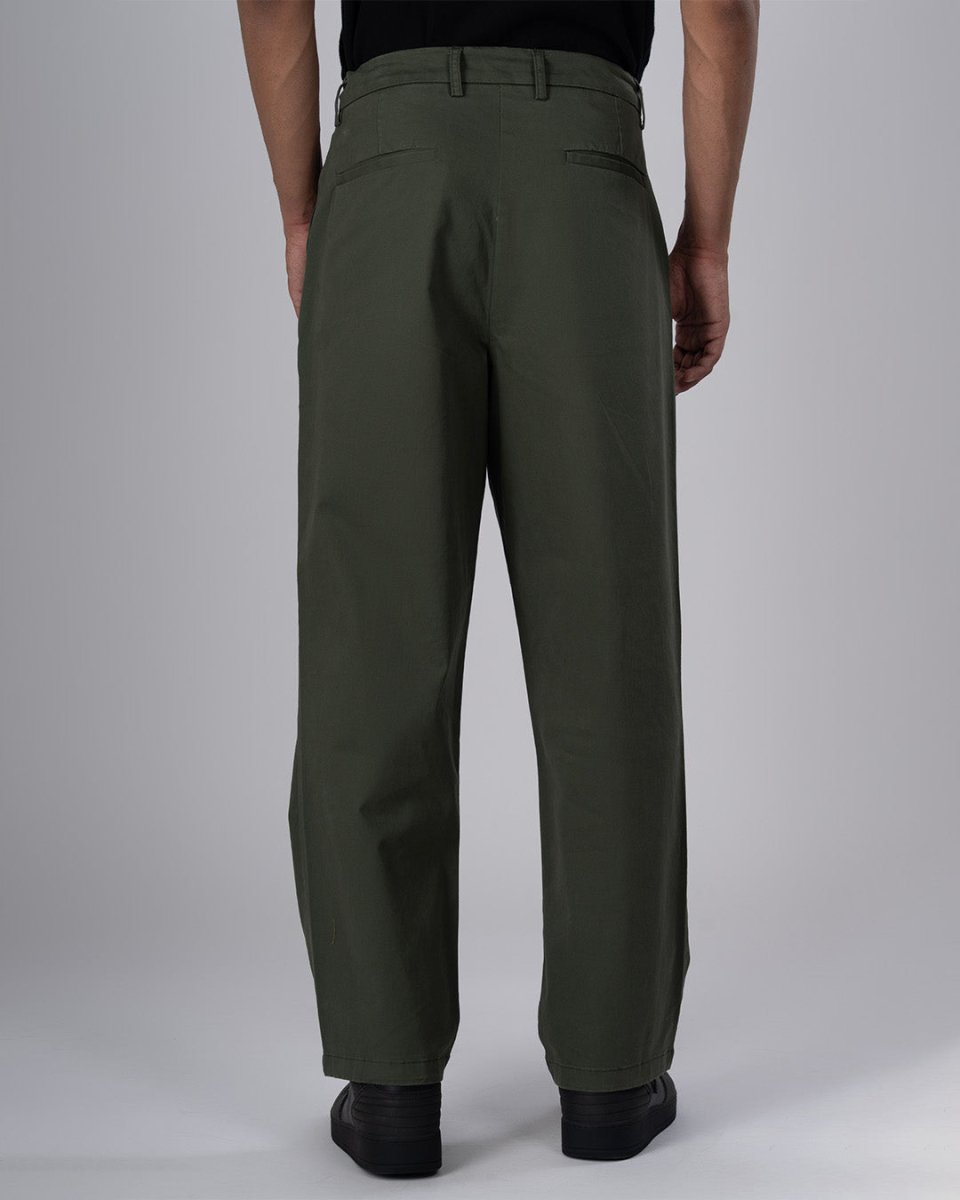 TAILORAEDGE Premium Signature Relaxed Chinos In Olive